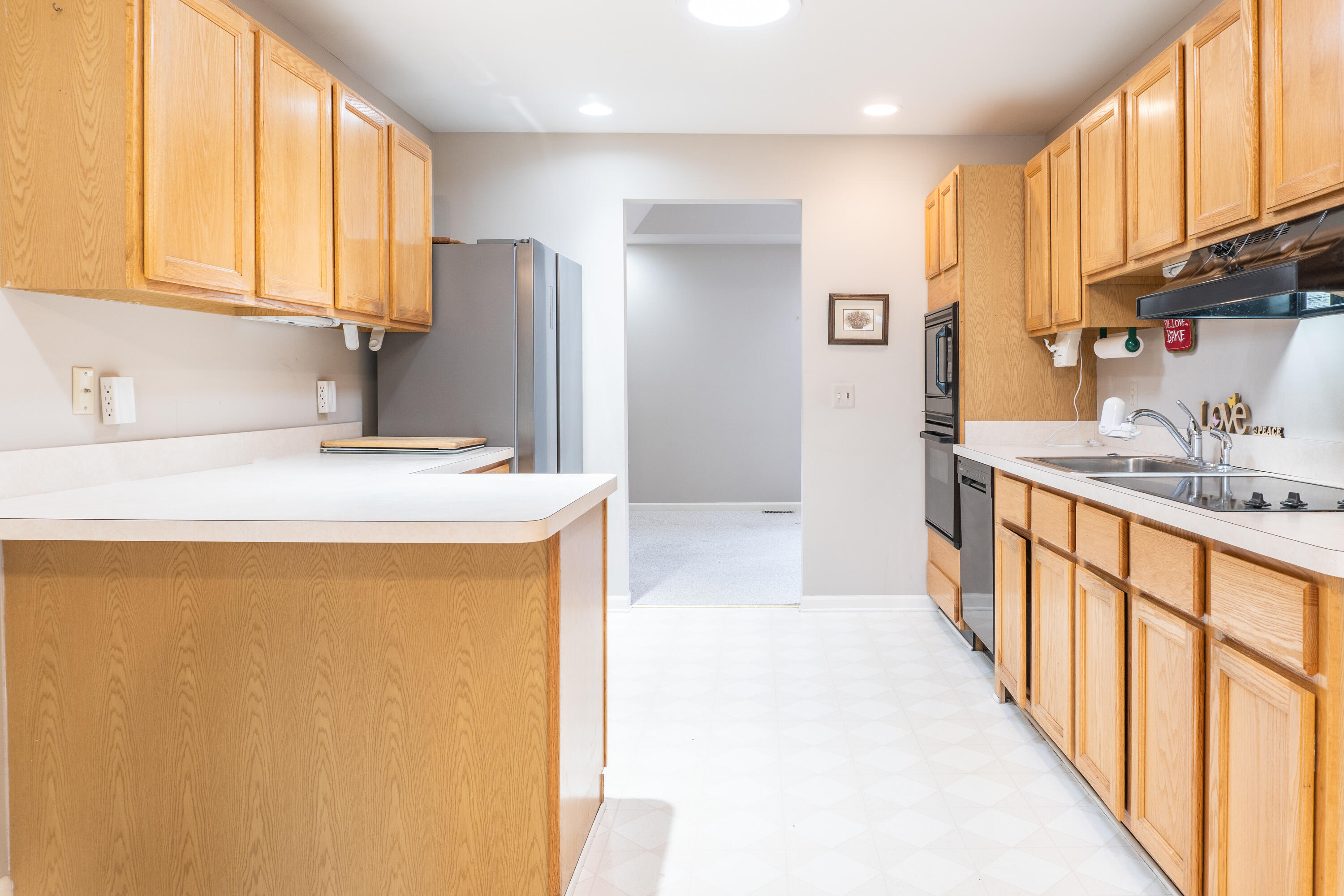 21329 Mulberry Court Property Photo 3