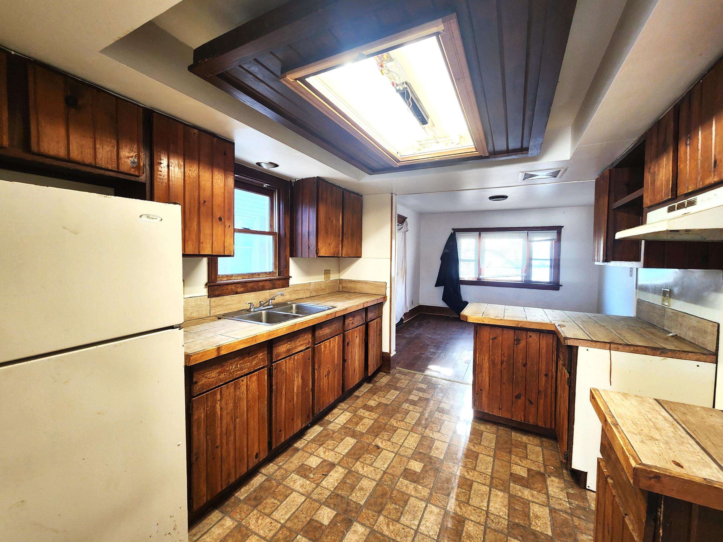 509 S Gorham Street Property Photo 4