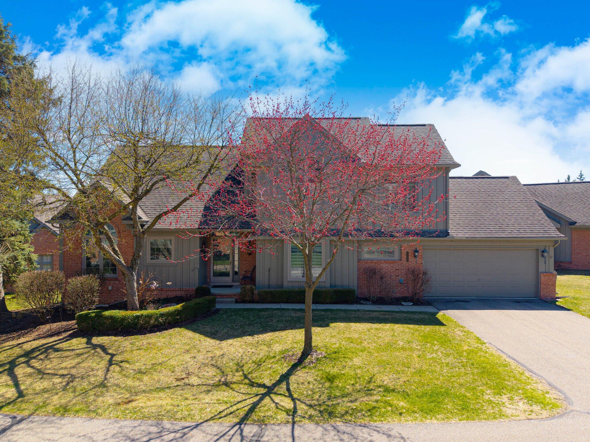 Essex Club Real Estate Listings Main Image