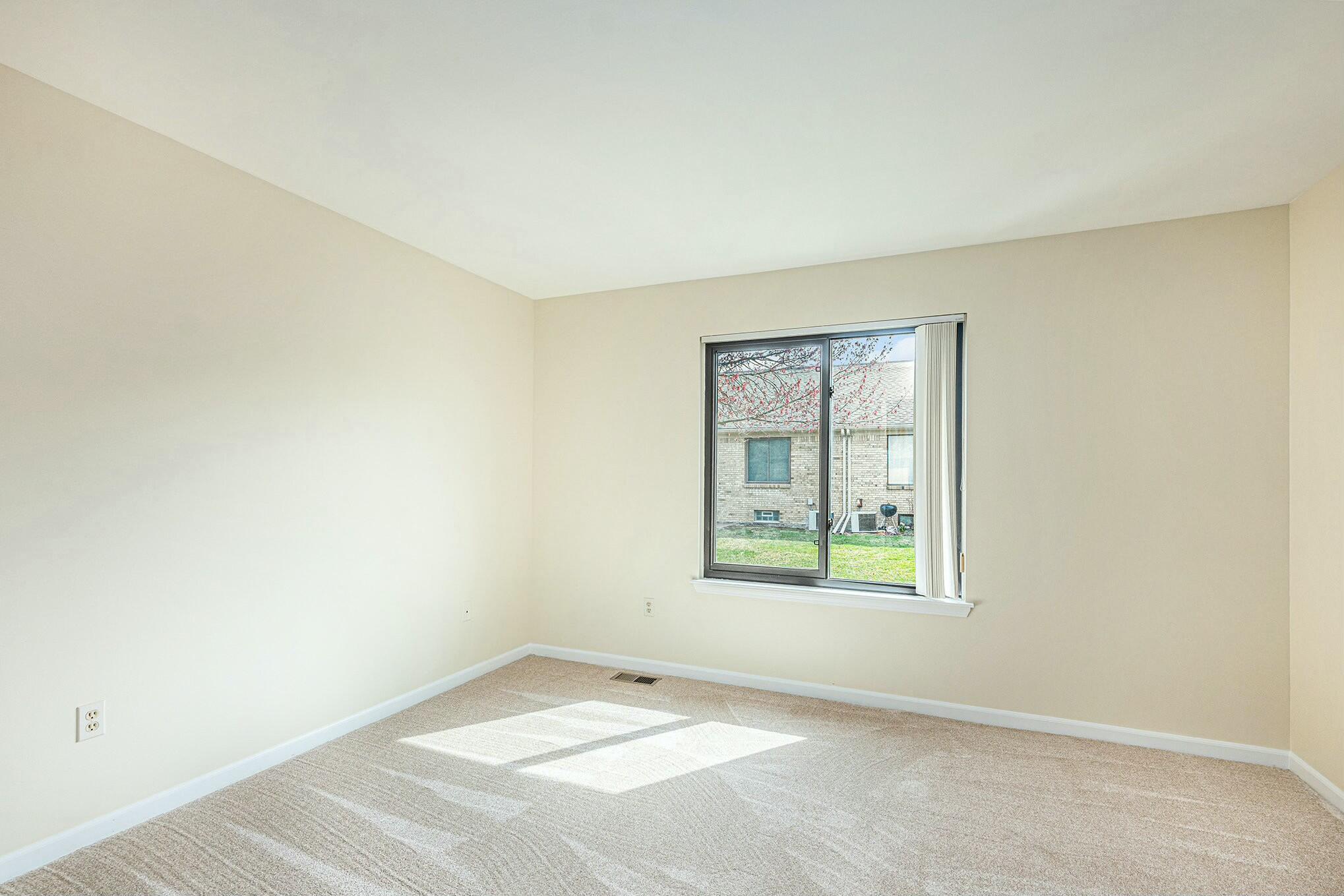 57188 Silver Maple Property Photo 13