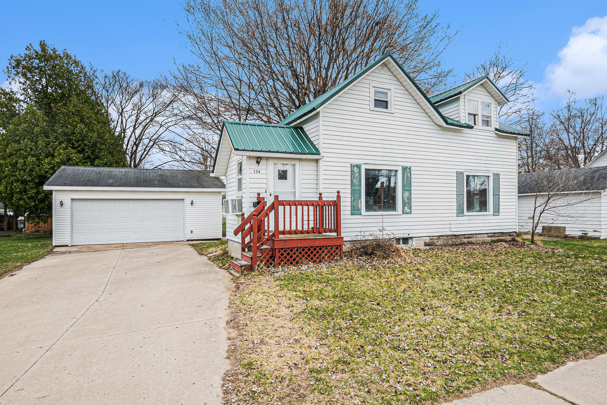 124 W Pine Street Property Photo