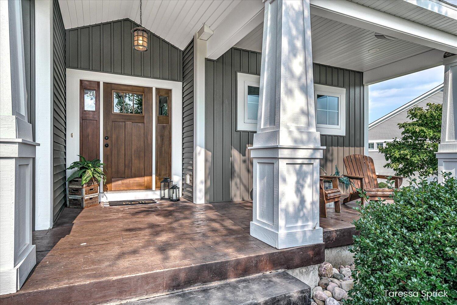 4523 Grand Point Property Photo 1