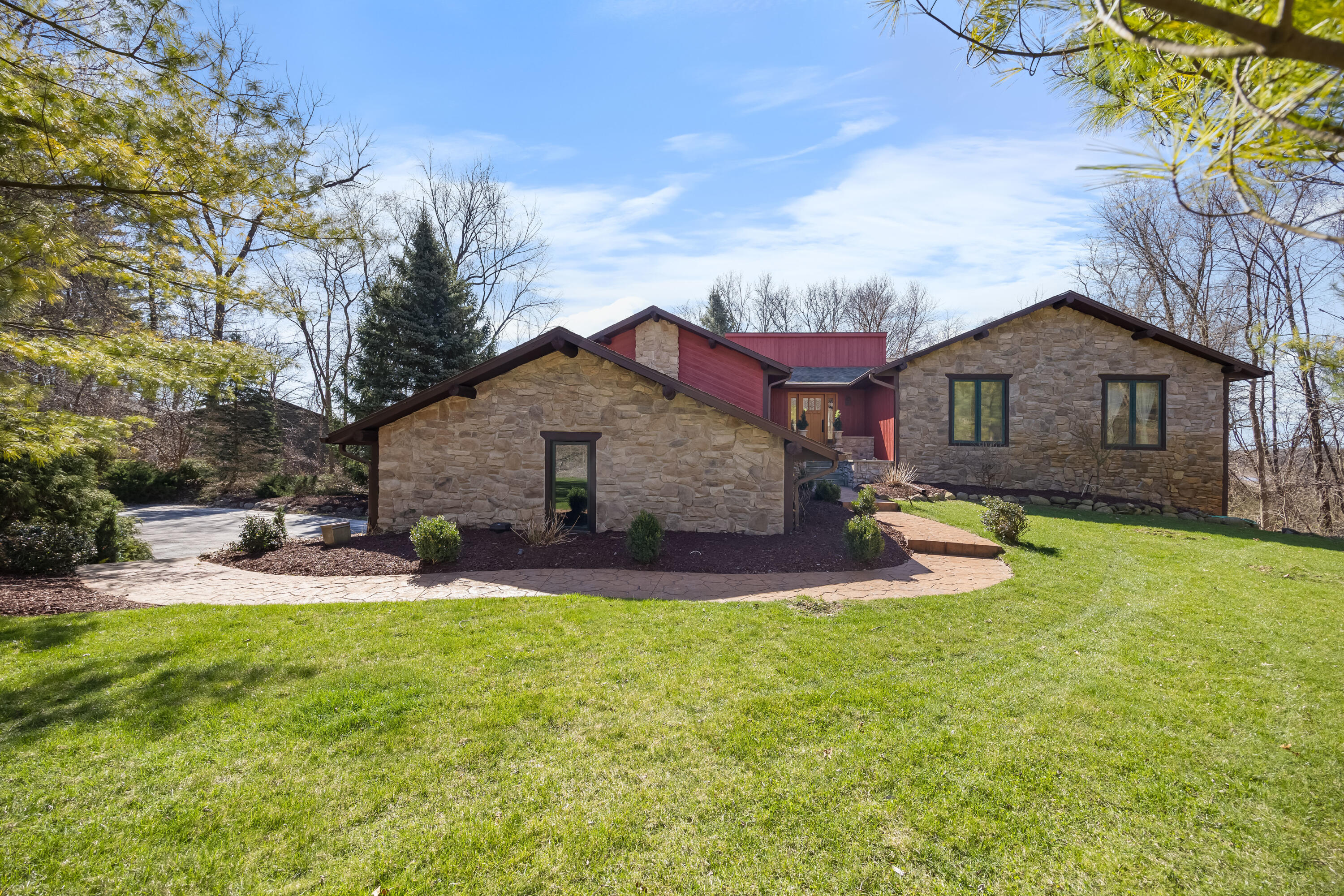 14287 Island Lake Road Property Photo