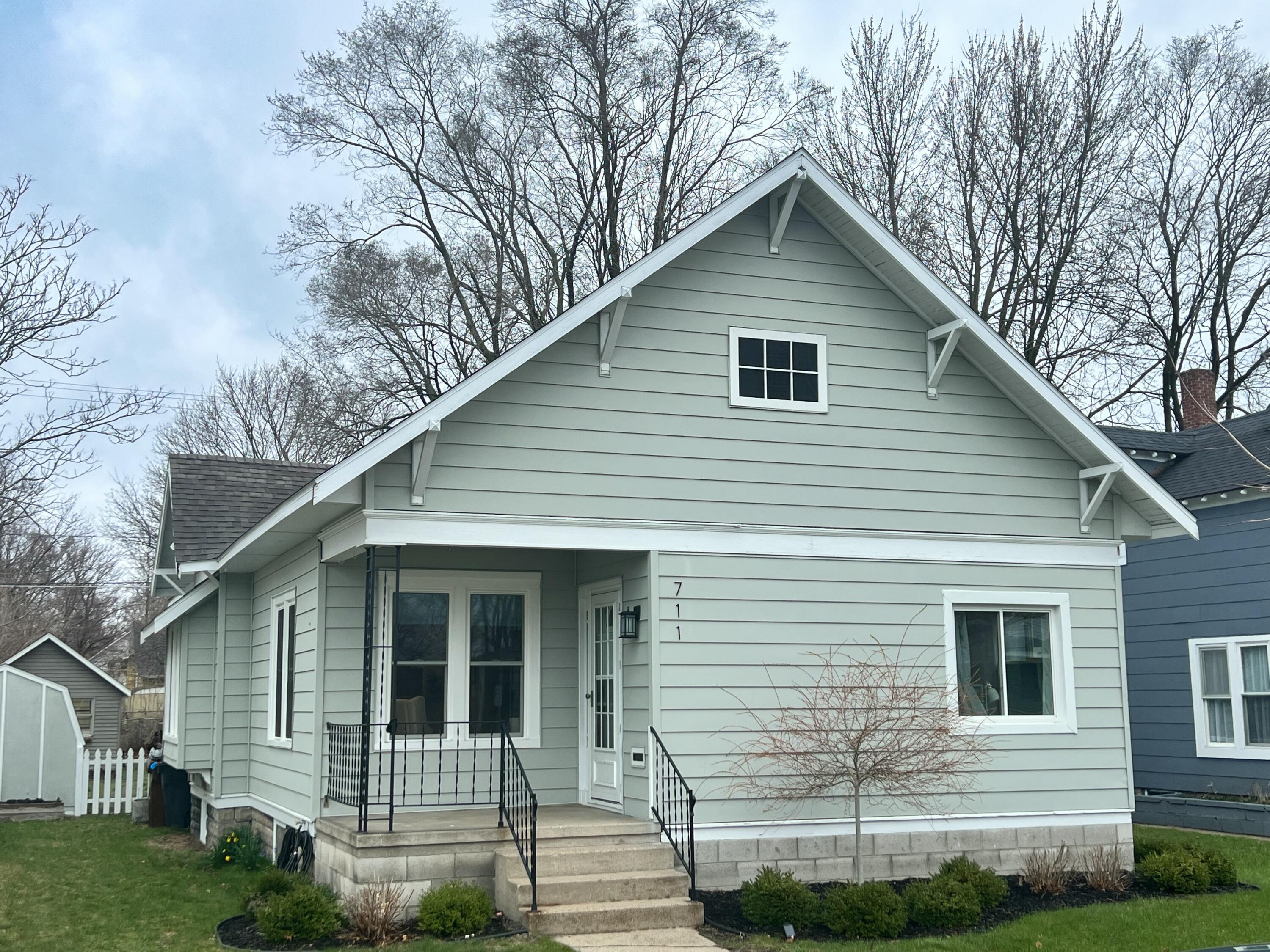 711 E Filer Street Property Photo