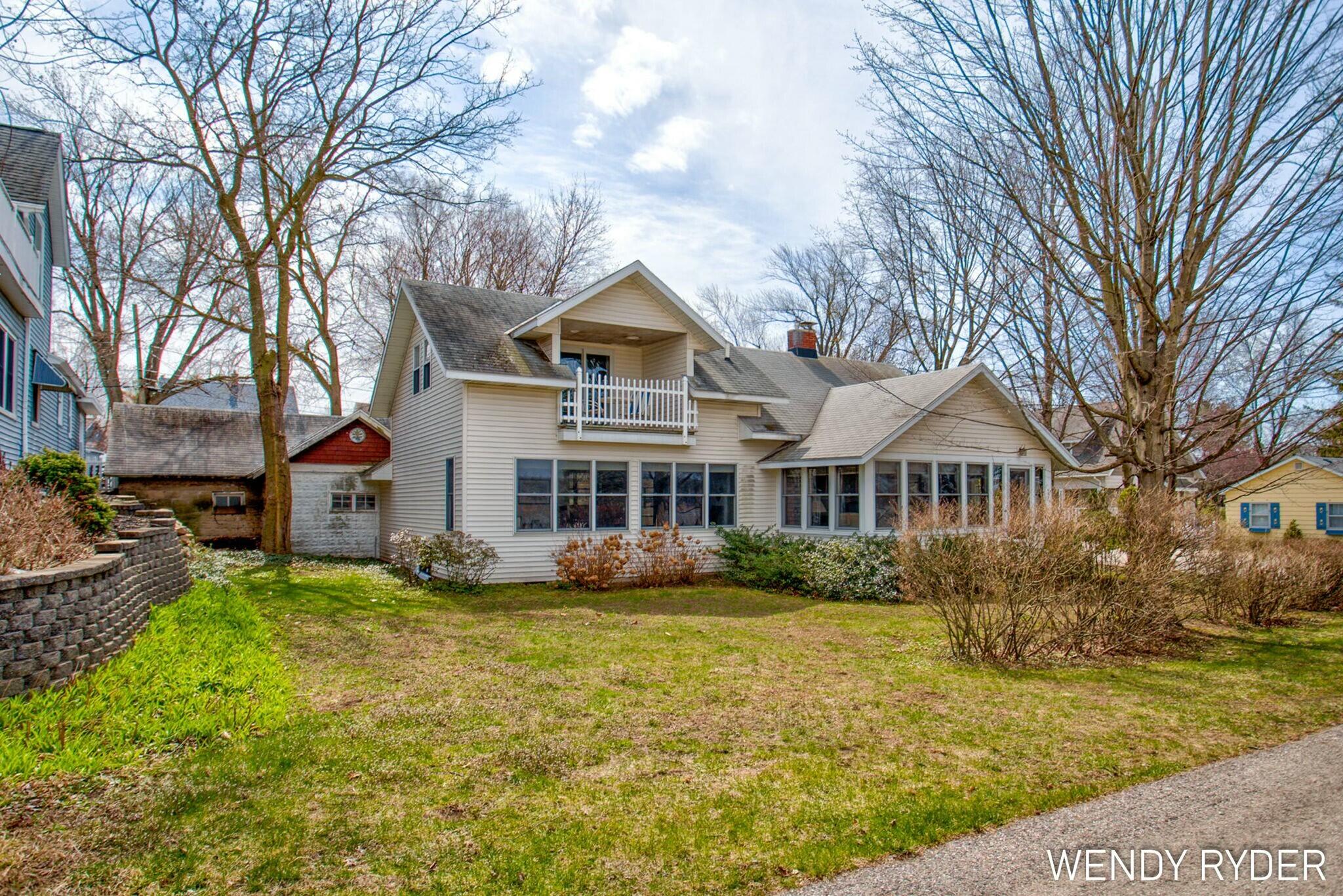 608 Crescent Property Photo