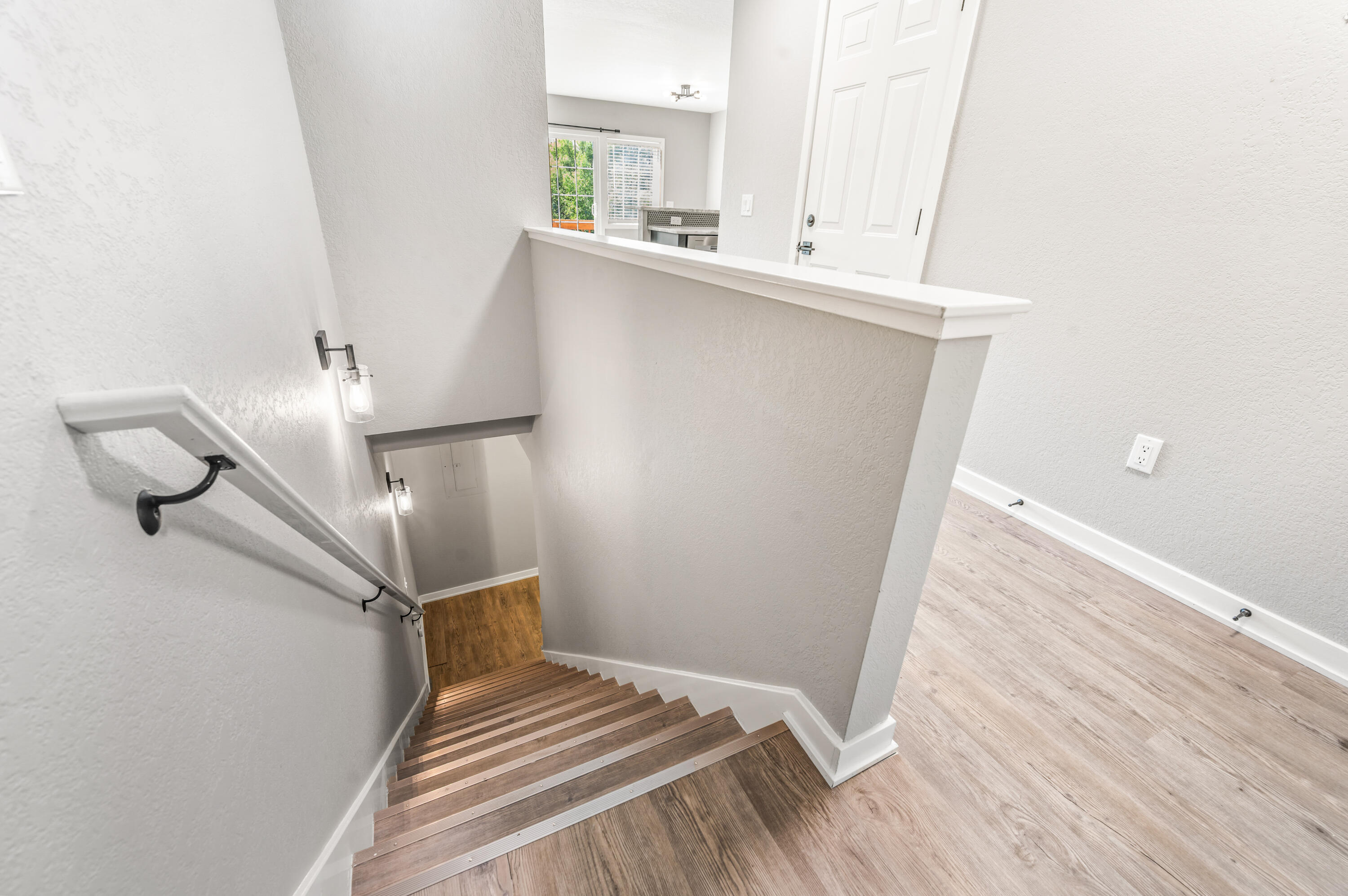713 Tioga Park Property Photo 15