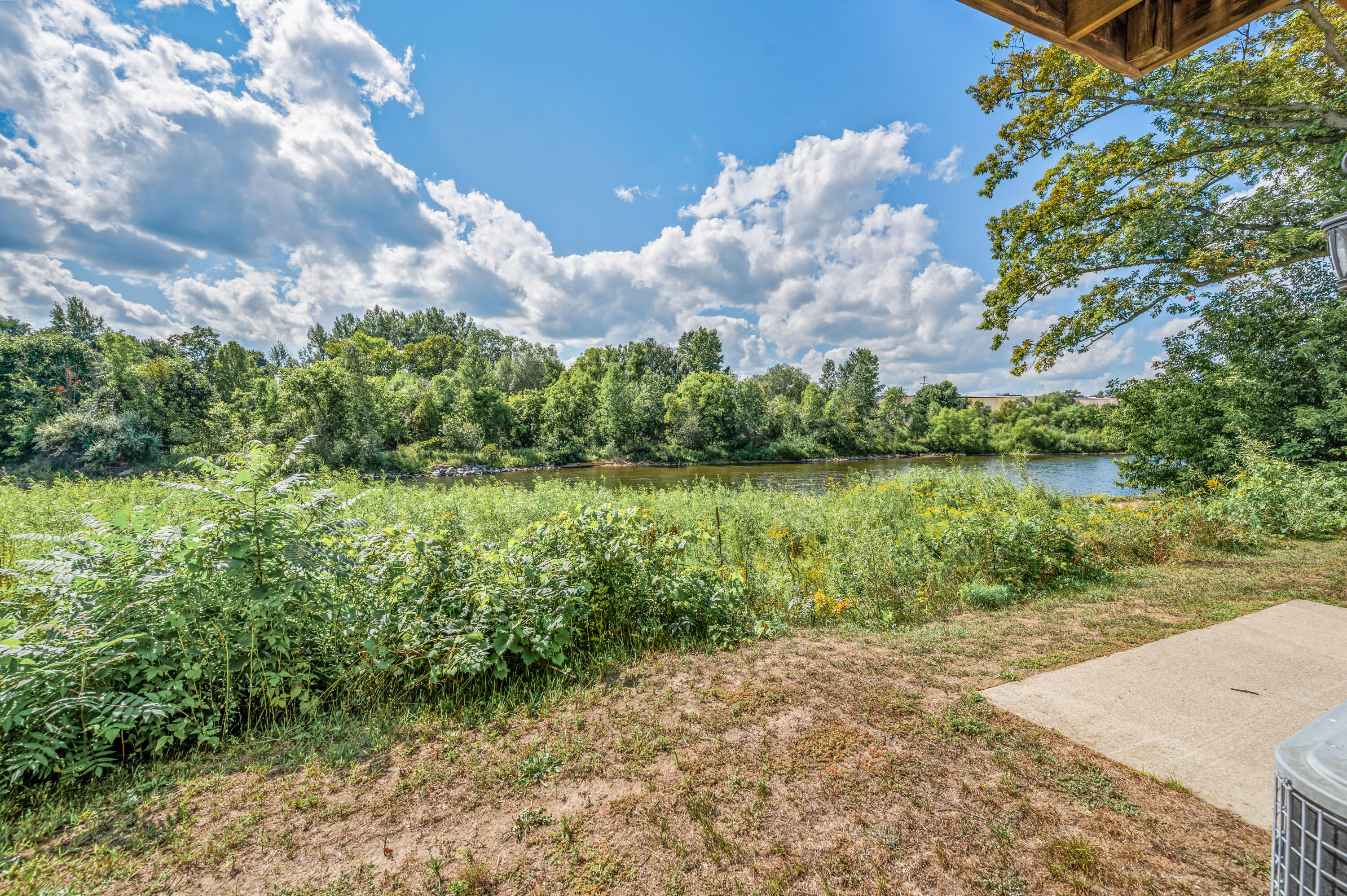 713 Tioga Park Property Photo 38