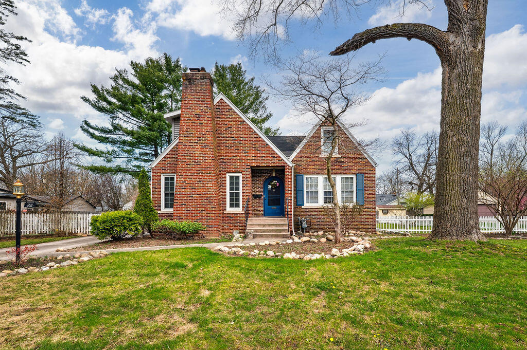 1611 Cedar Street Property Photo