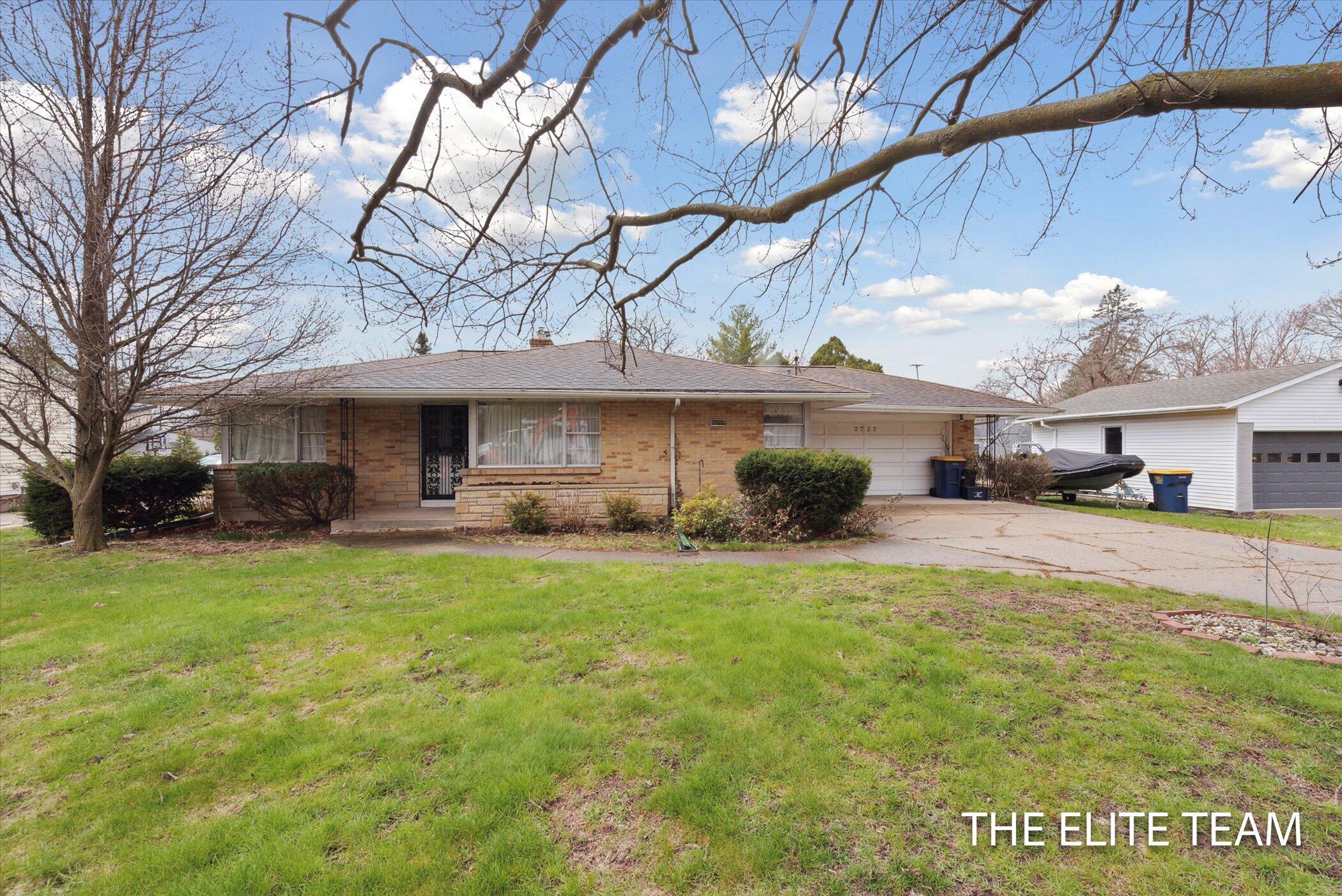 2722 Cascade Road Se Property Photo