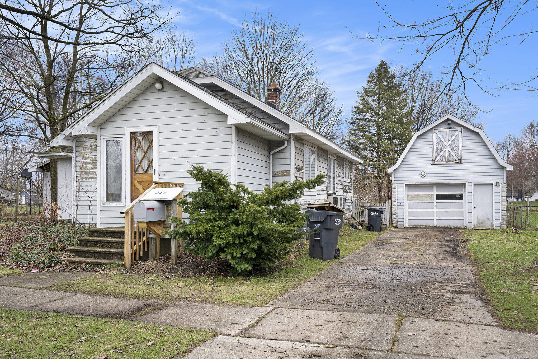234 E Hammond Street Property Photo