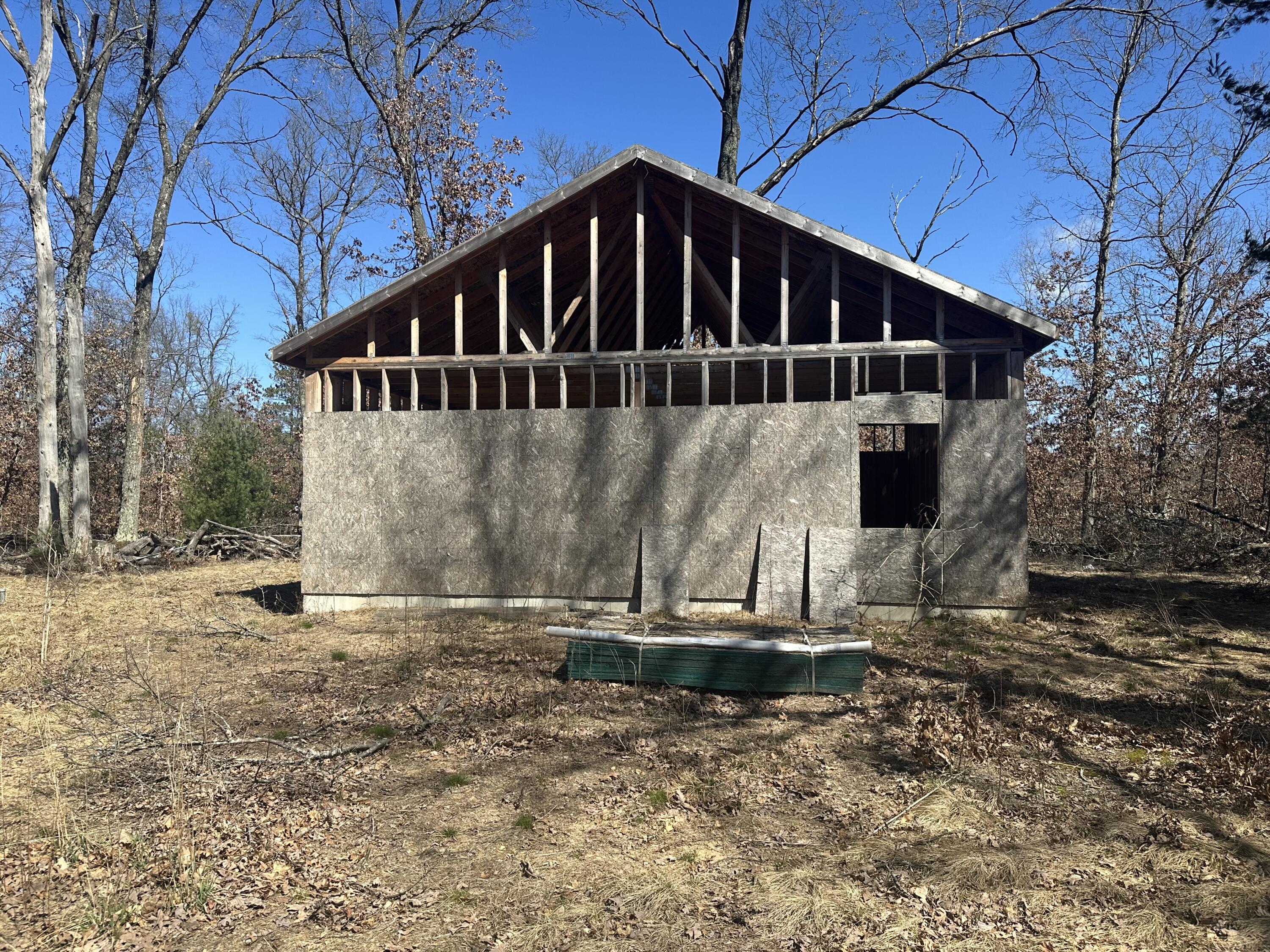 214 W Albany Avenue Property Photo