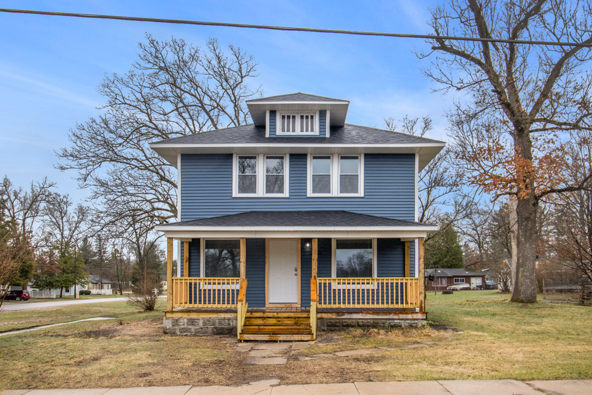 395 7th Street Property Photo