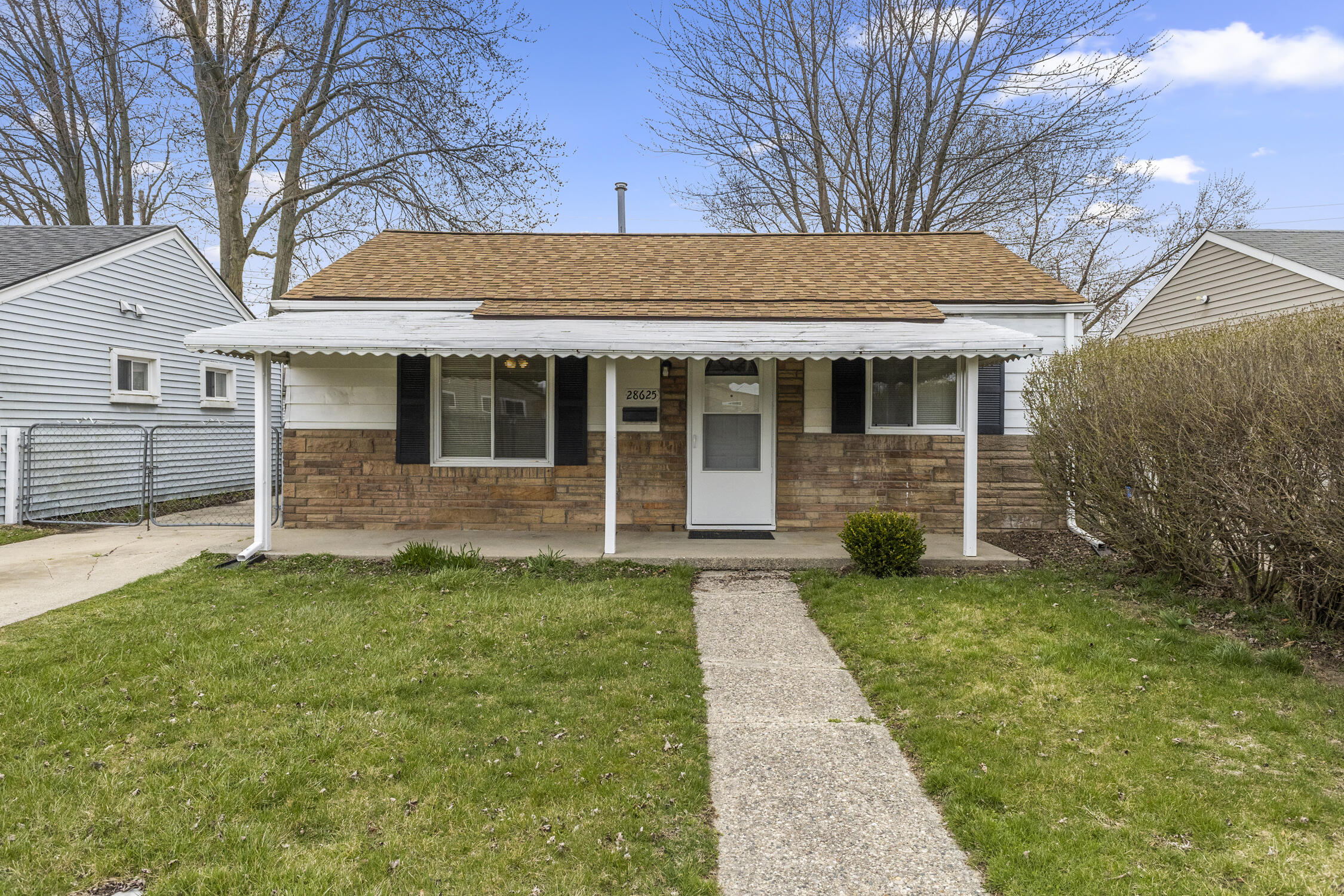 28625 Rosemont Street Property Photo