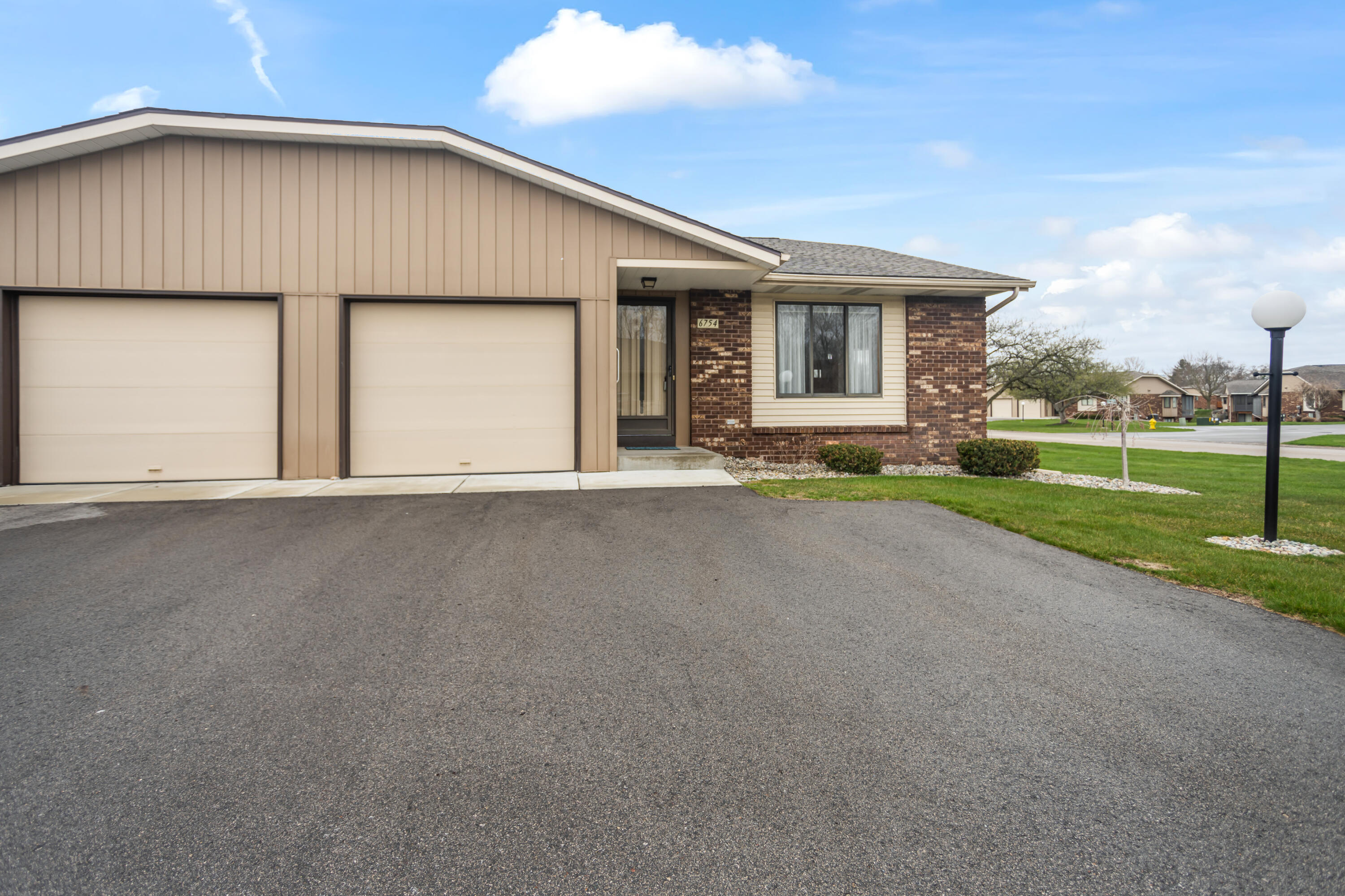Grandville Real Estate Listings Main Image
