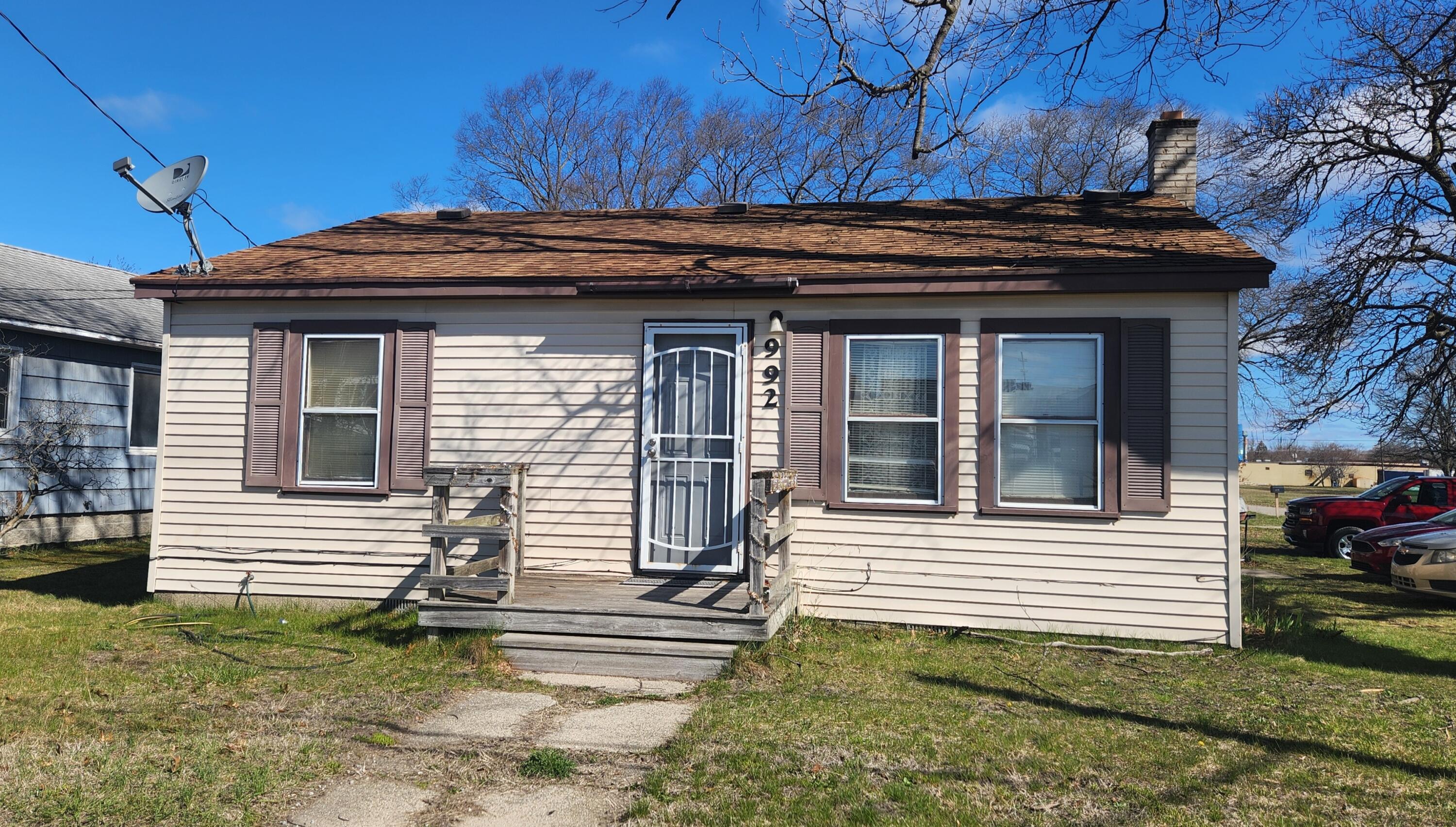 992 E Keating Avenue Property Photo