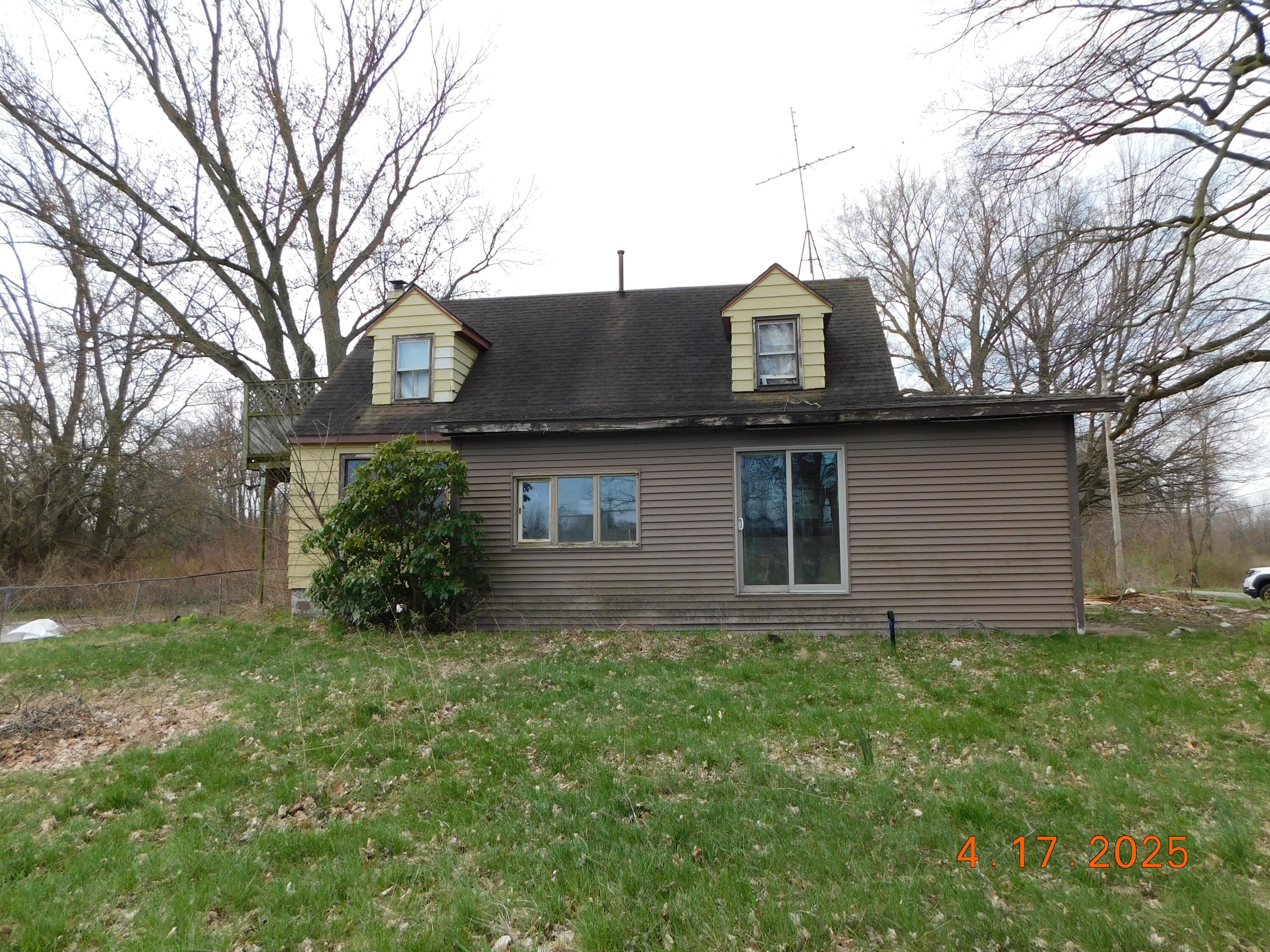 2500 Territorial Road Property Photo