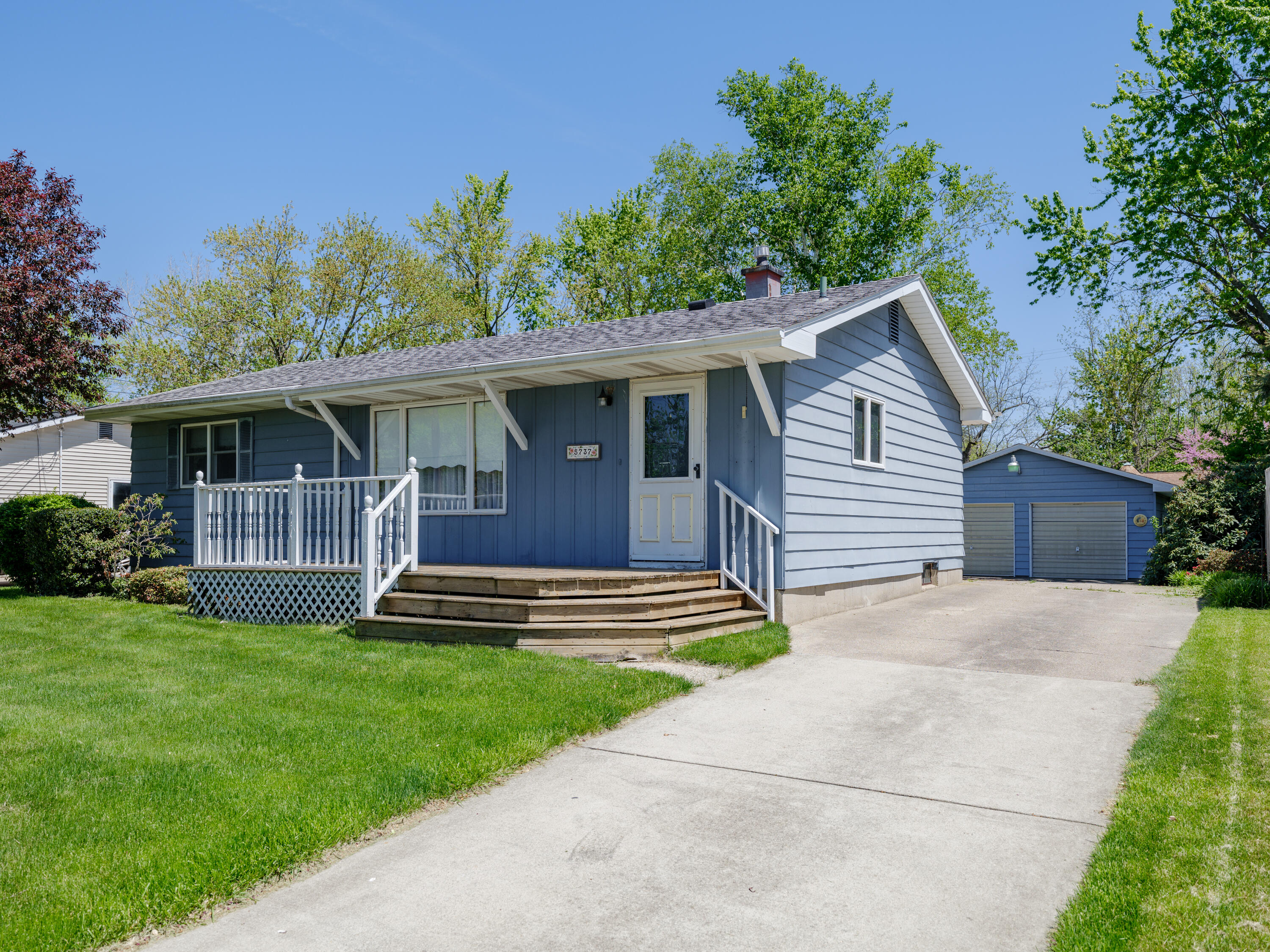 5737 Cheshire Street Property Photo