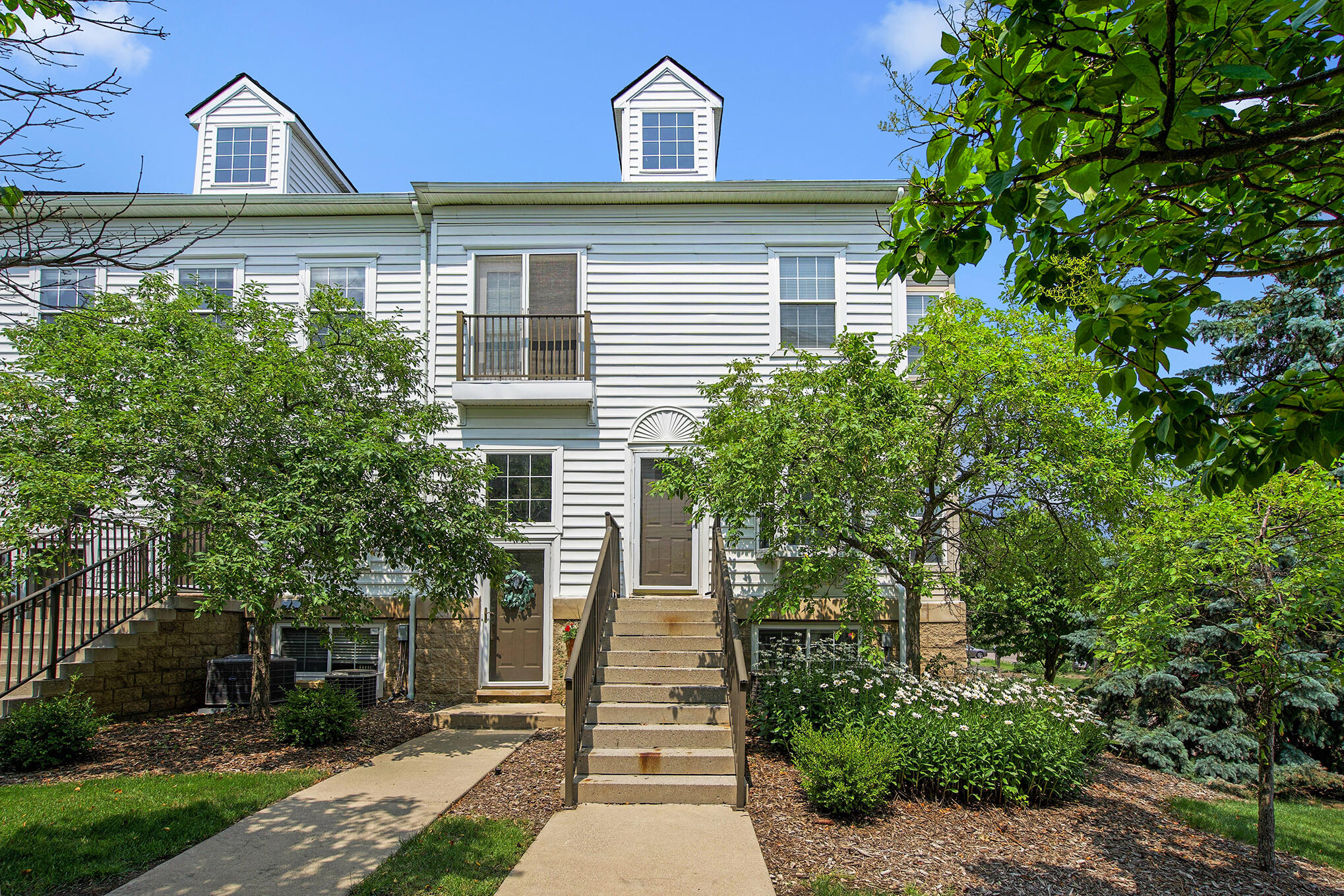 1155 Freesia Court Property Photo