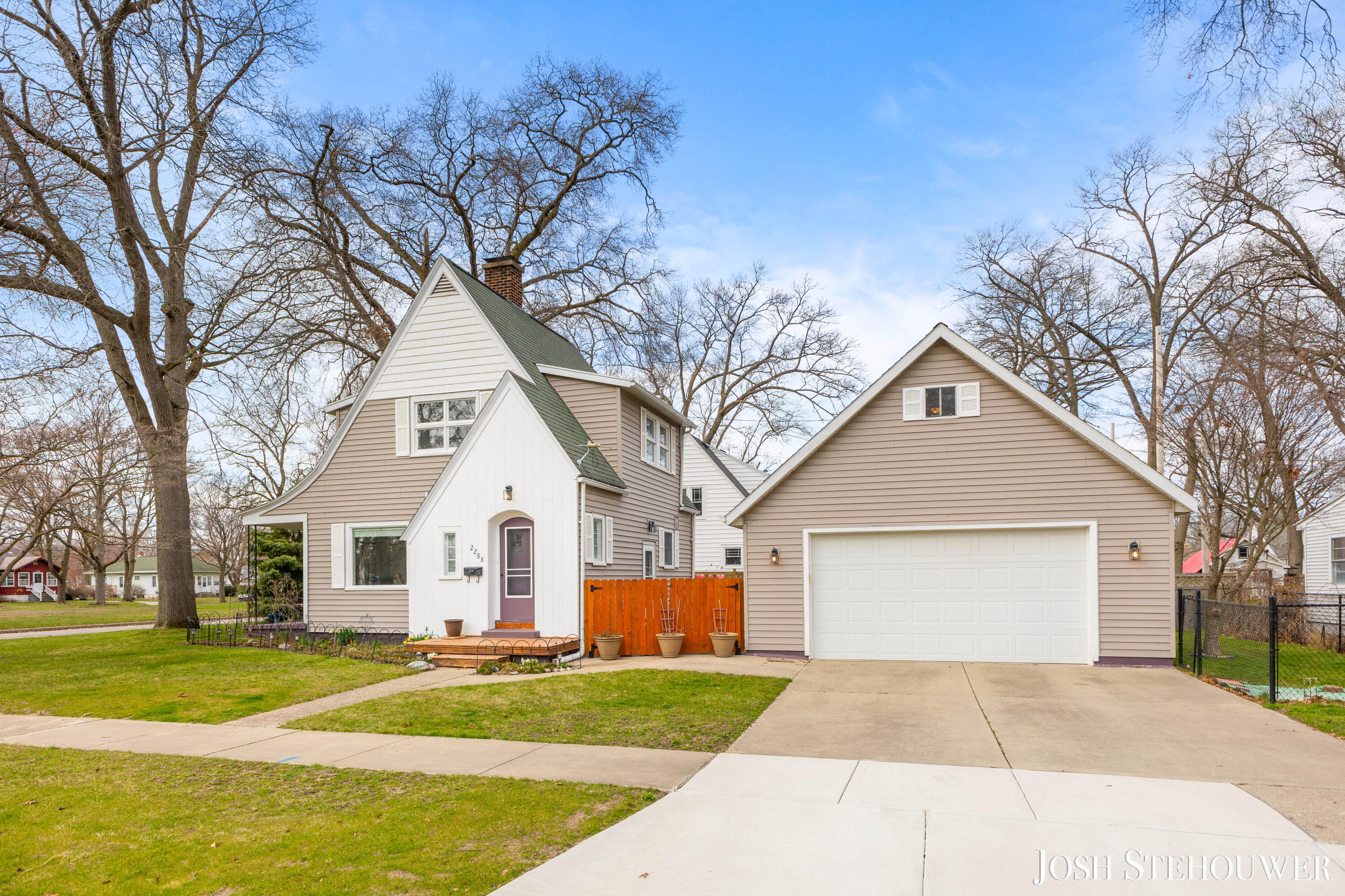 2288 Meurer Court Property Photo