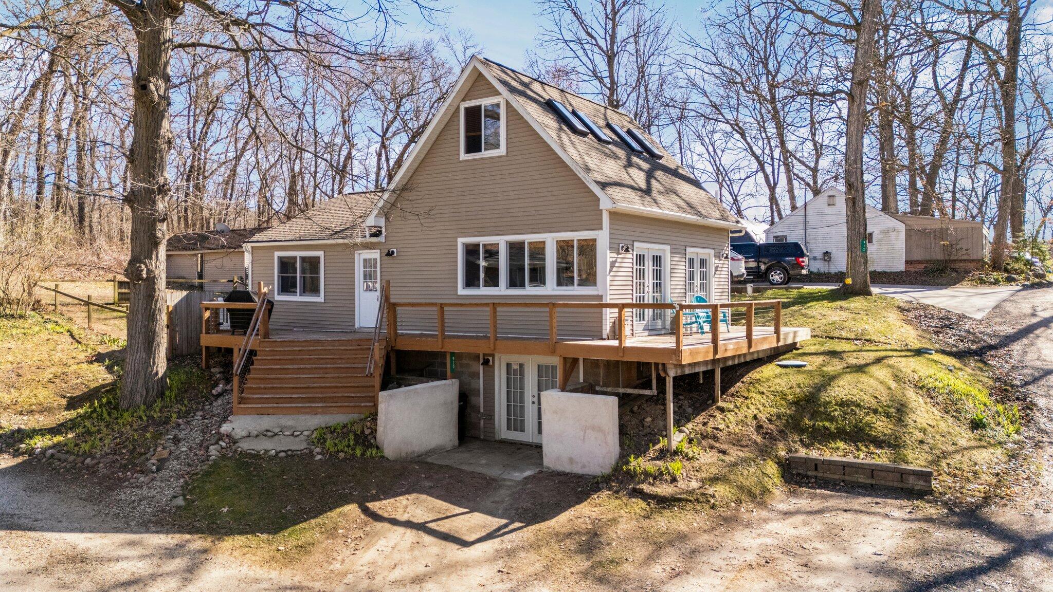 915 Guinan Drive Property Photo