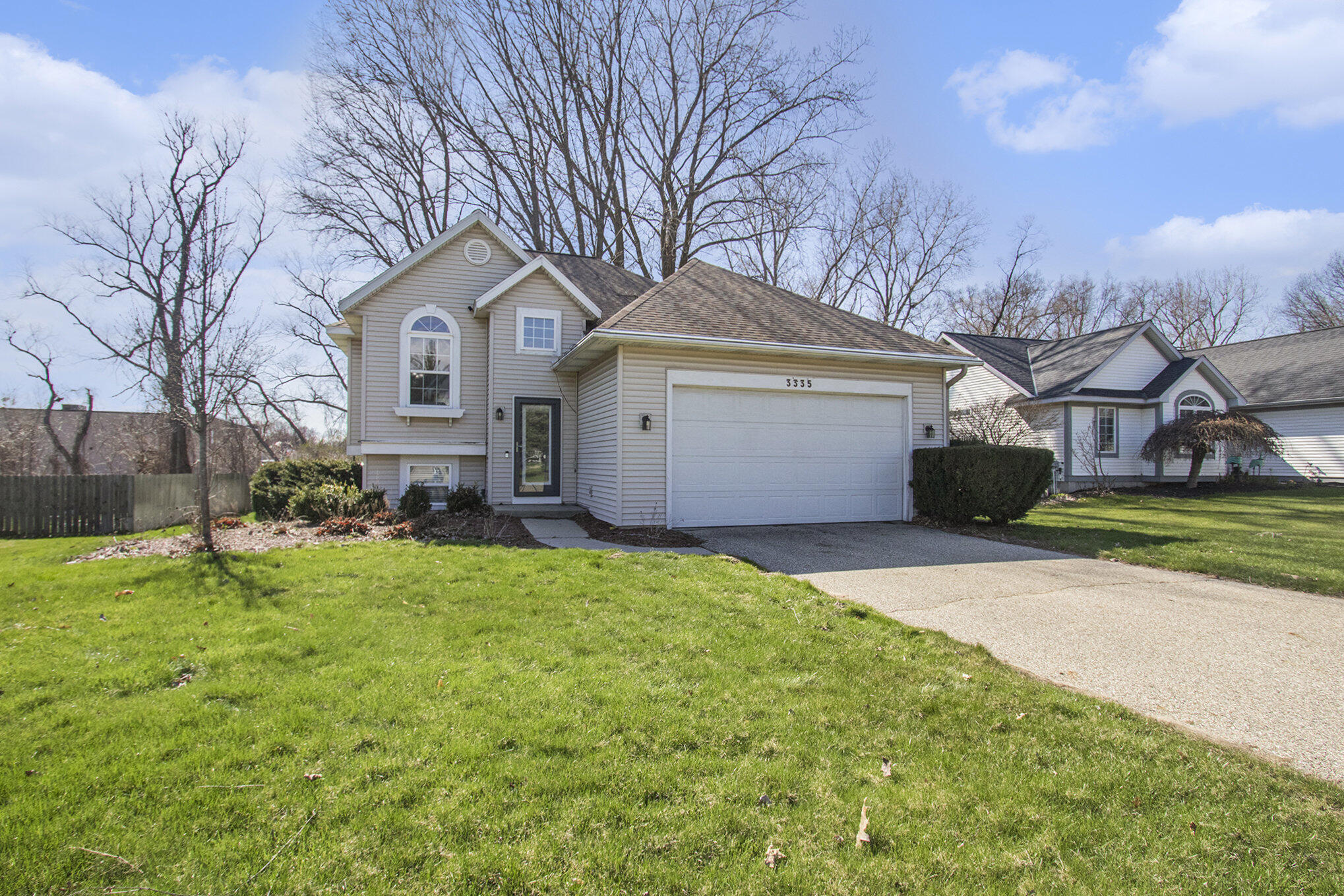 Holland Real Estate Listings Main Image
