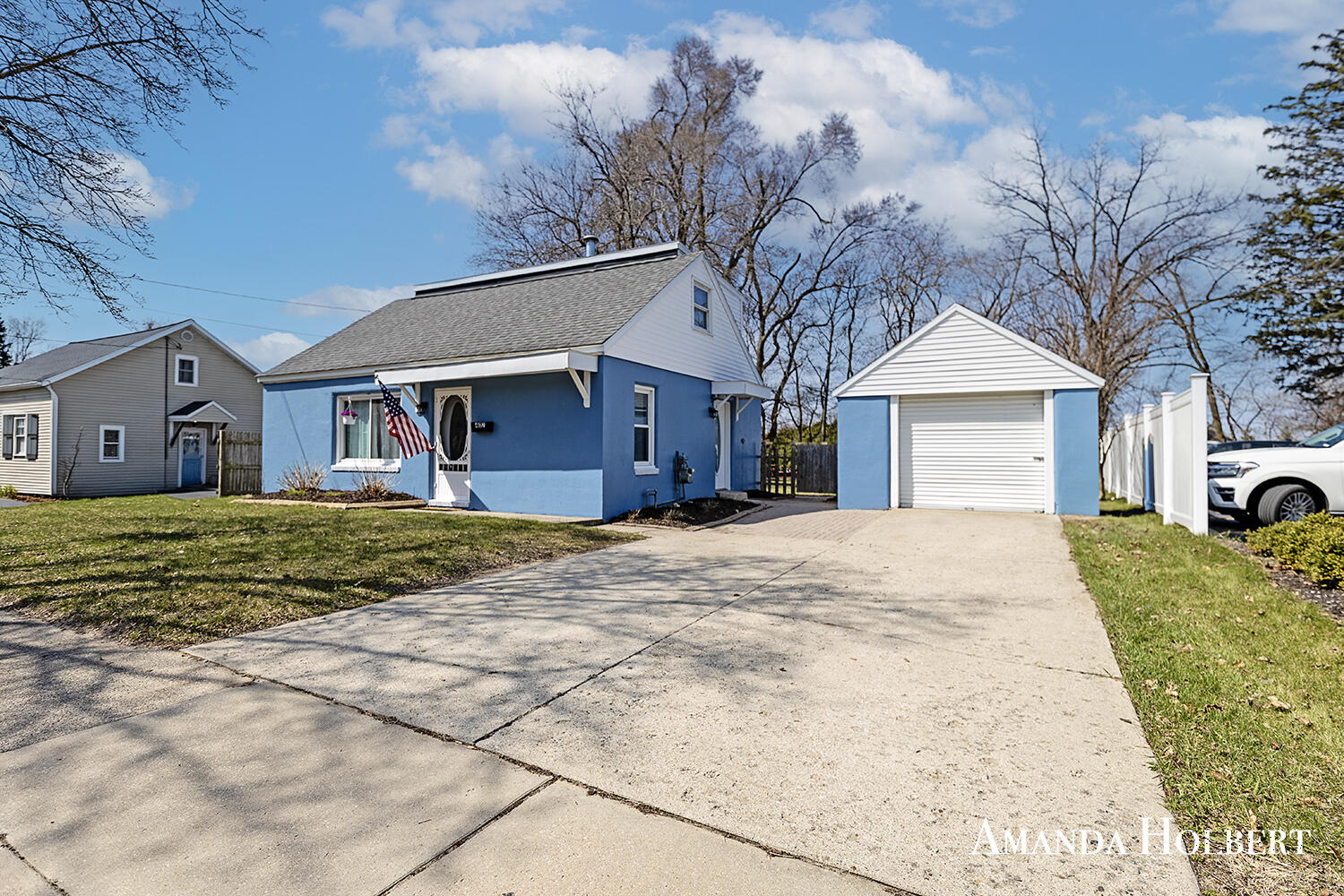 407 S Bower Street Property Photo 1