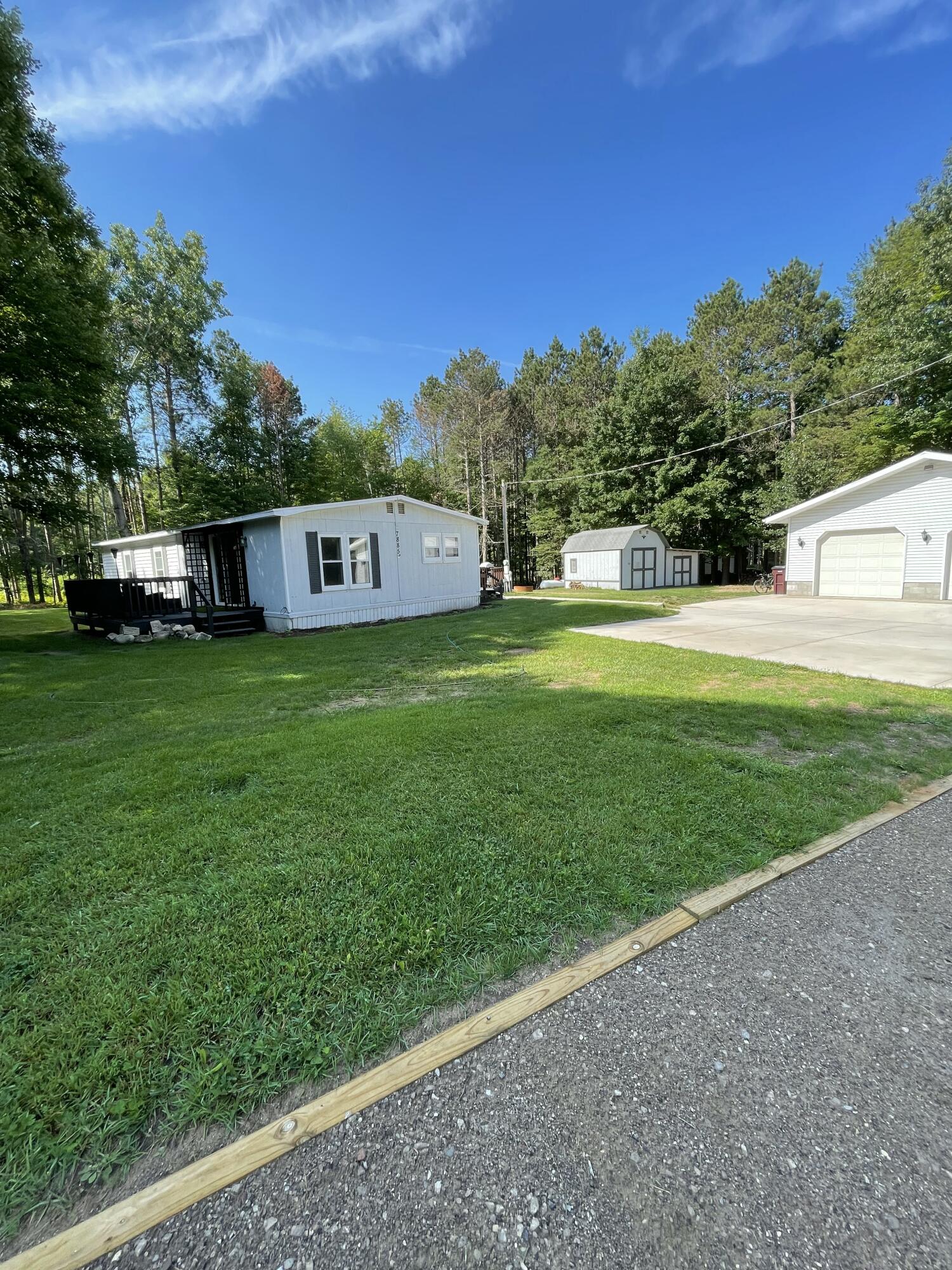 7885 W Fox Road Property Photo