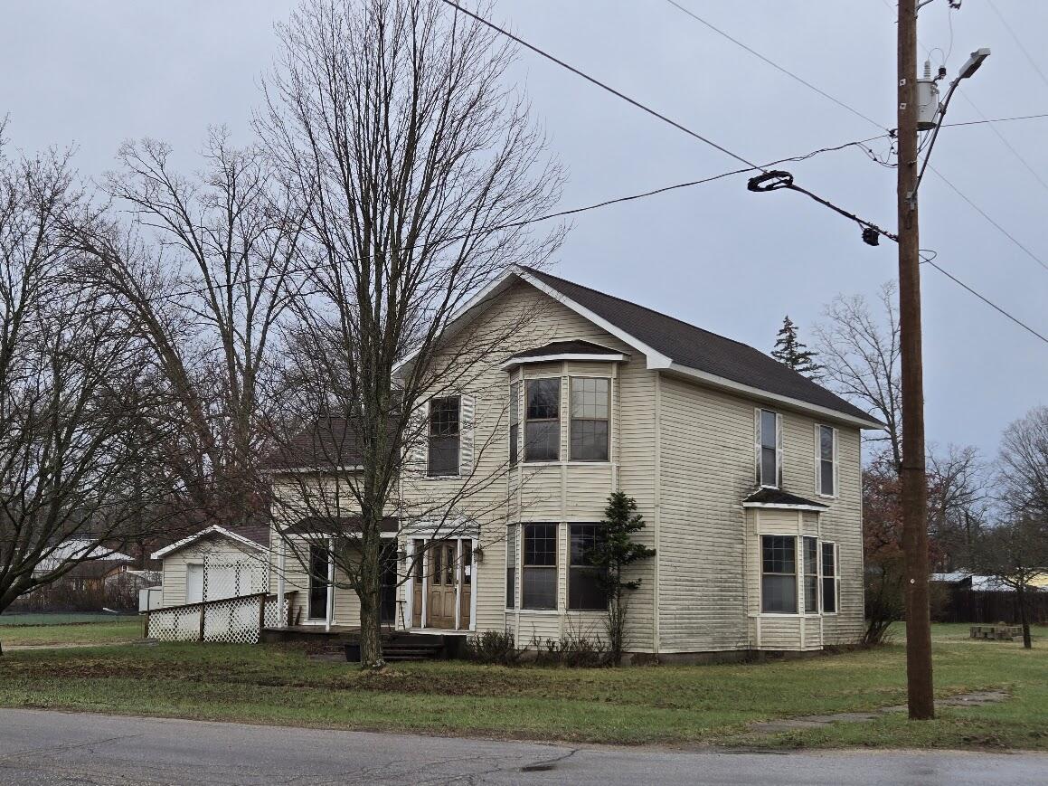 895 Lynn Street Property Photo