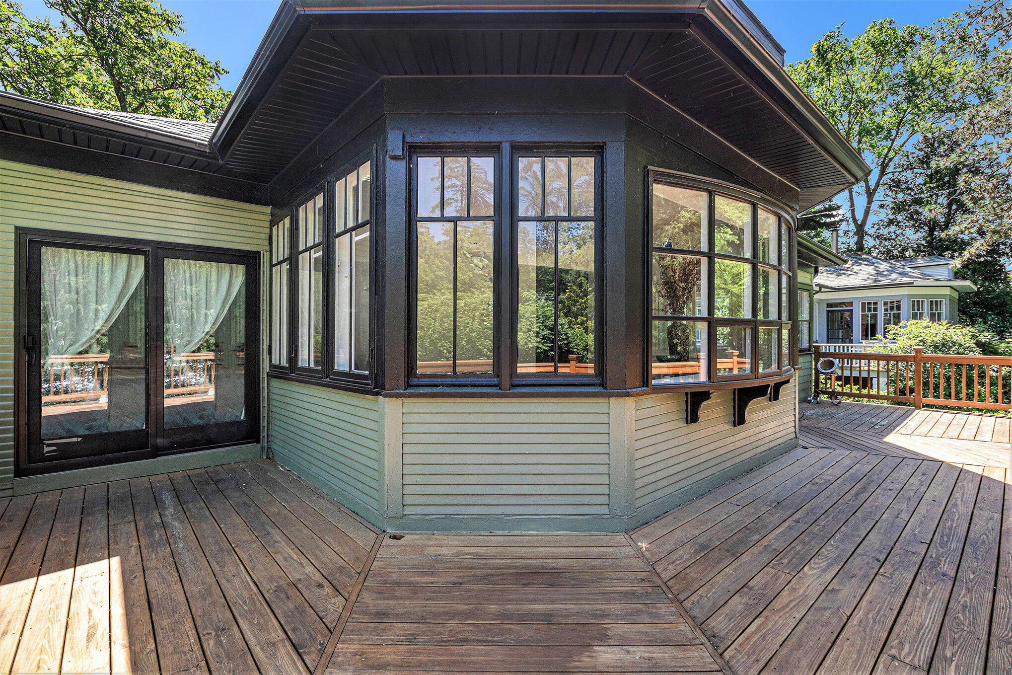 16277 4th Street Property Photo 5