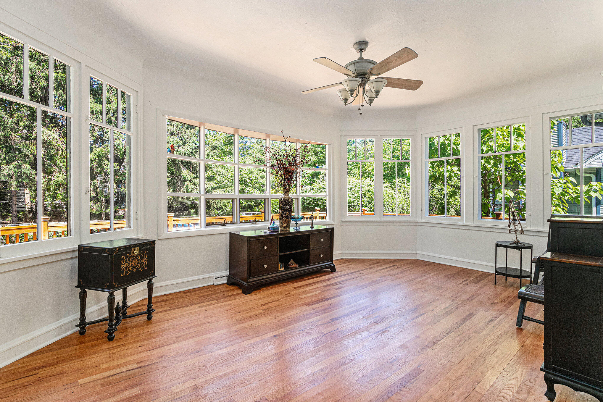 16277 4th Street Property Photo 10