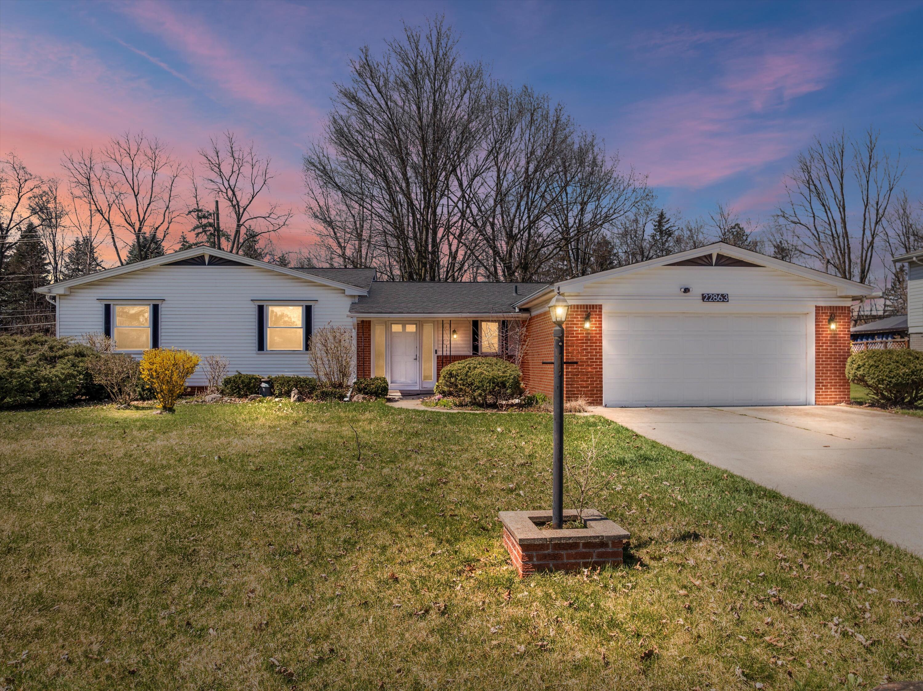 22863 Balcombe Drive Property Photo