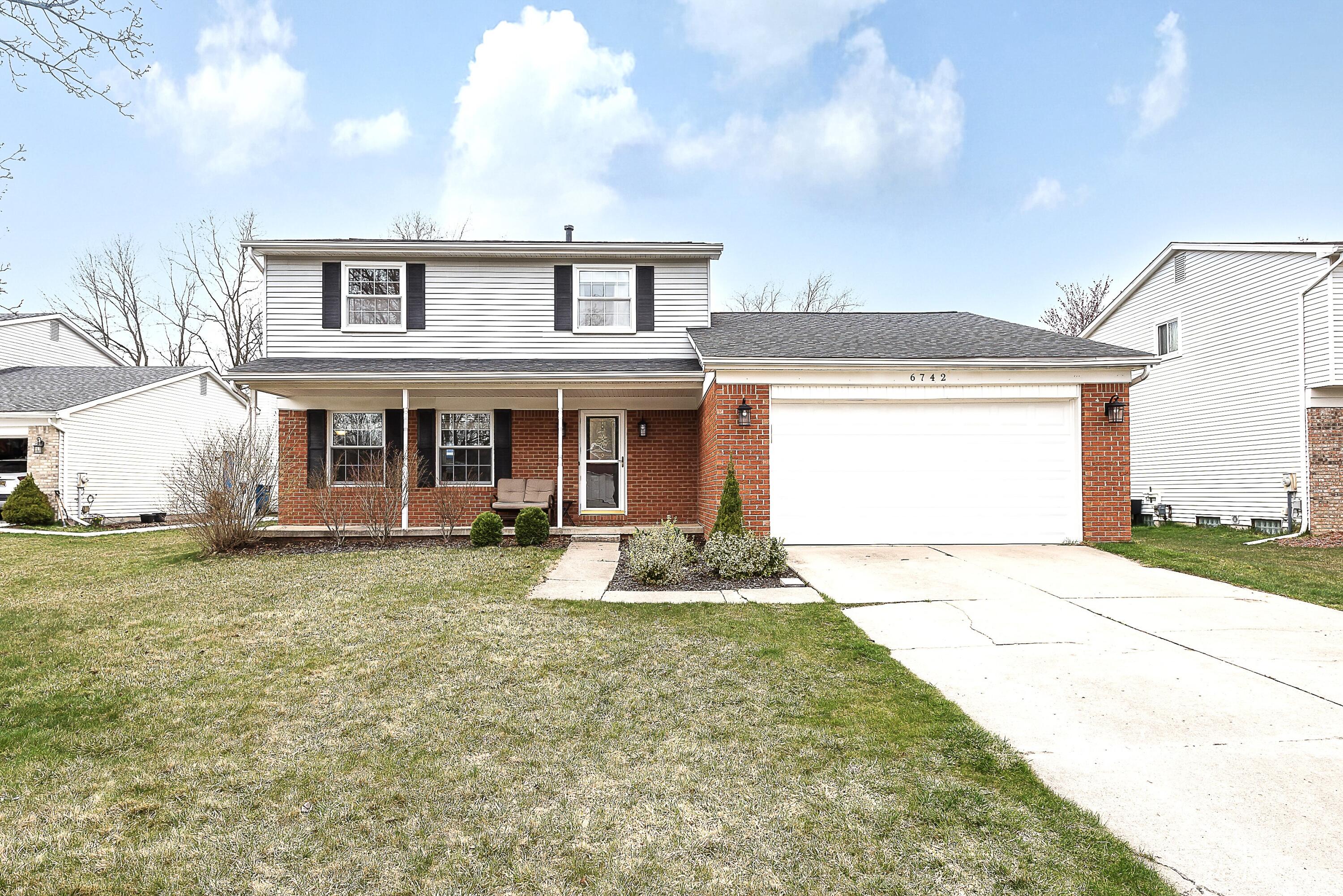 6742 Robison Lane Property Photo 1