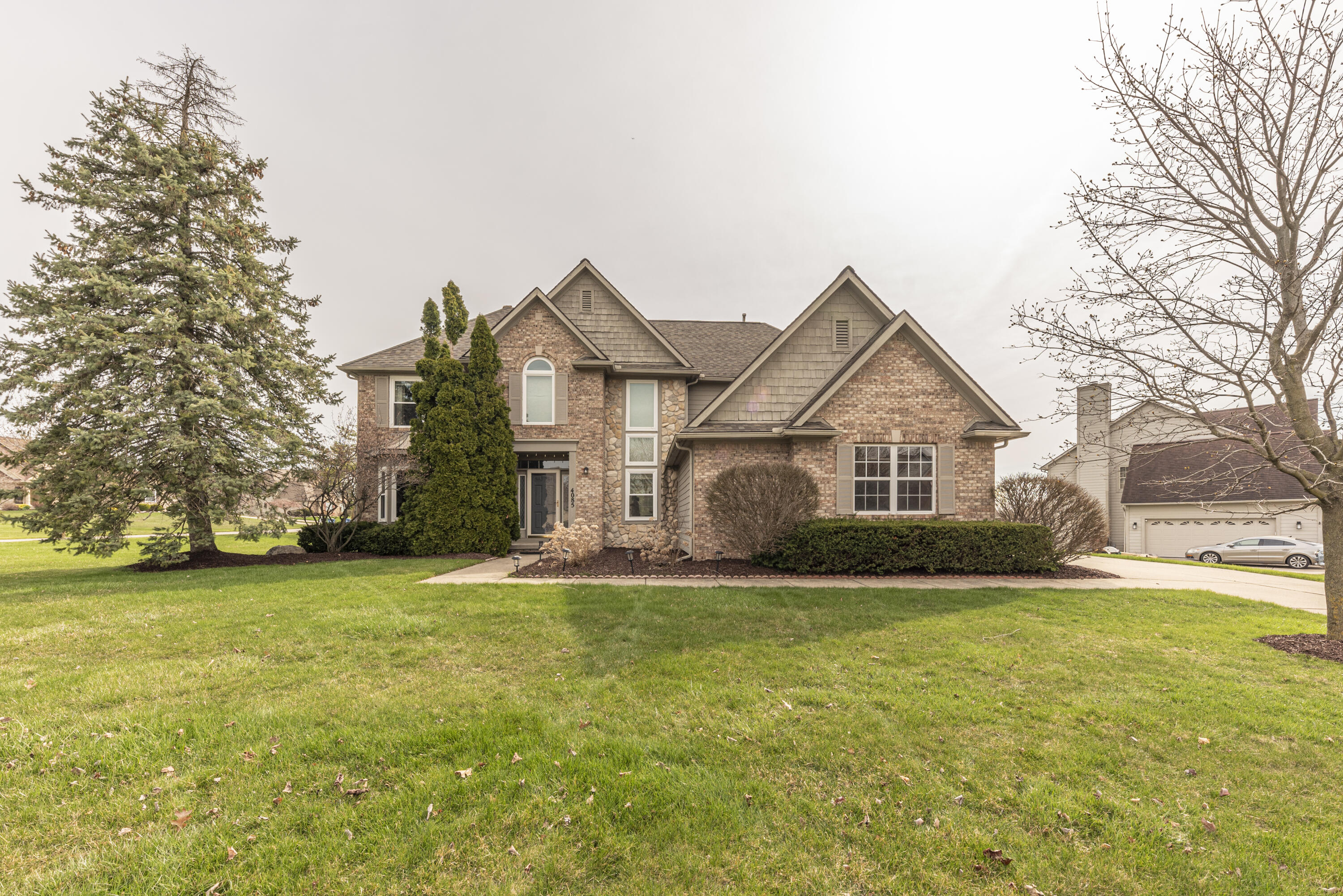 4085 Lake Forest Court Property Photo