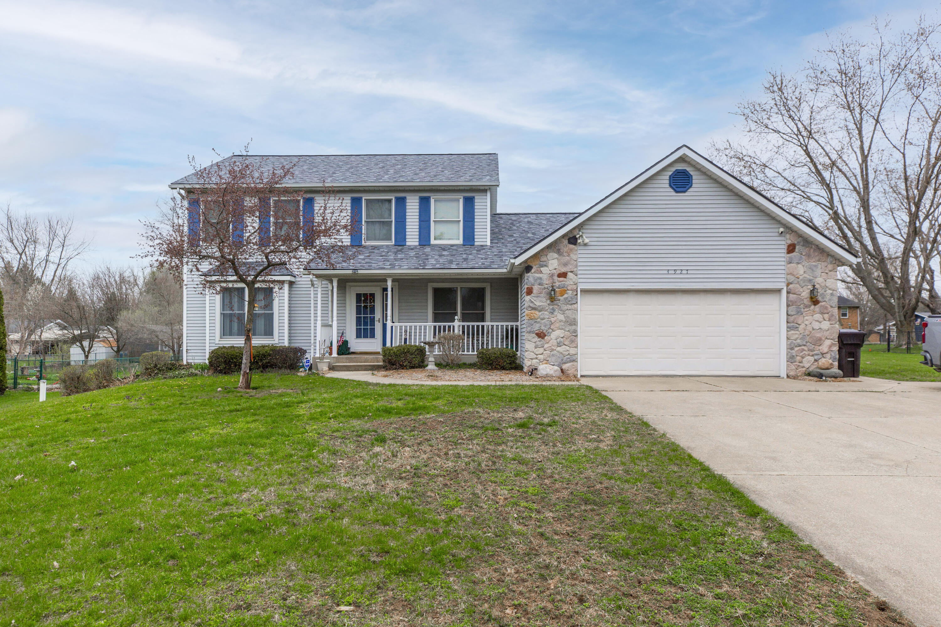 4927 Claredon Place Property Photo