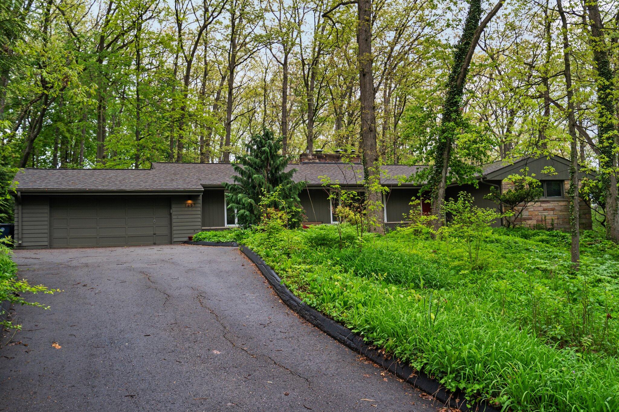 1657 Glenwood Road Property Photo