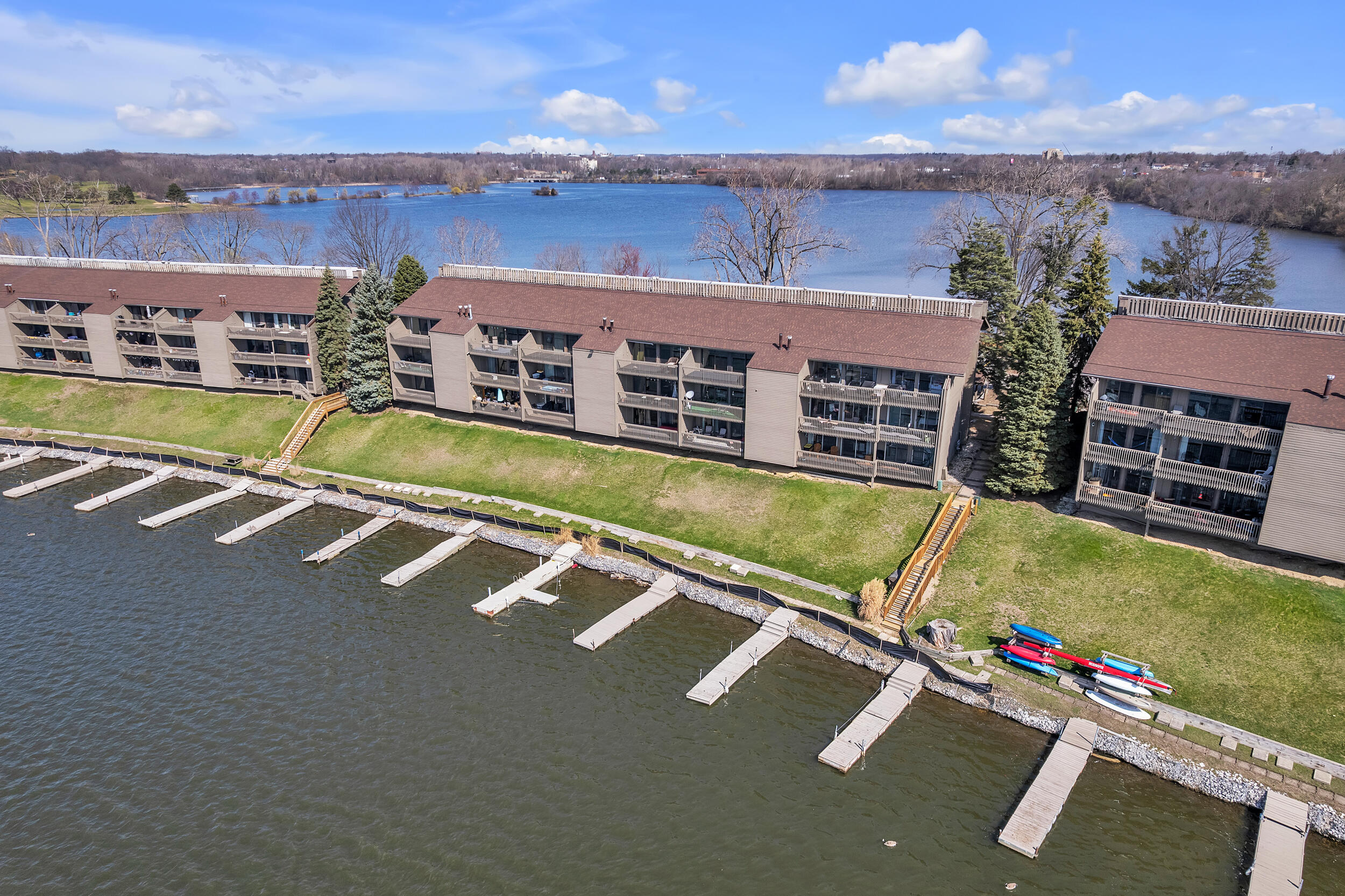 820 Cliffs Drive, 306 Property Photo