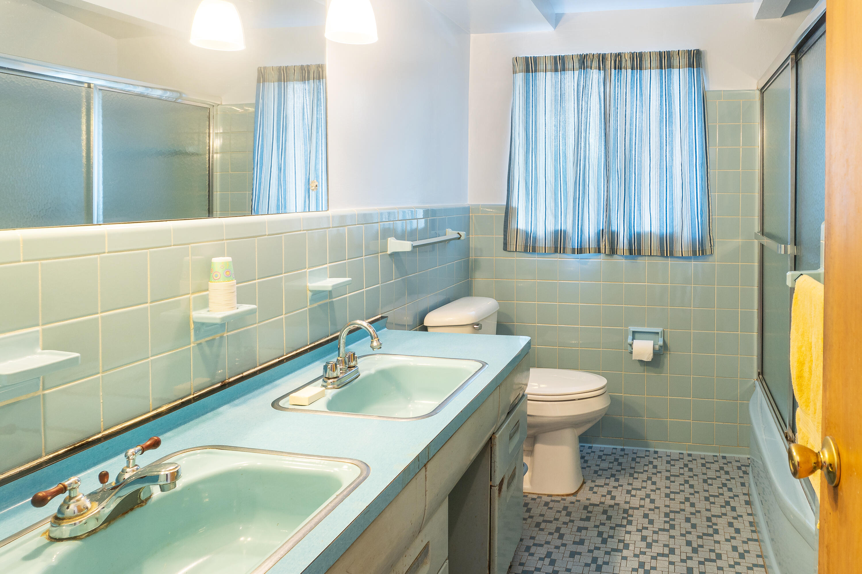 8537 Mercedes Property Photo 13