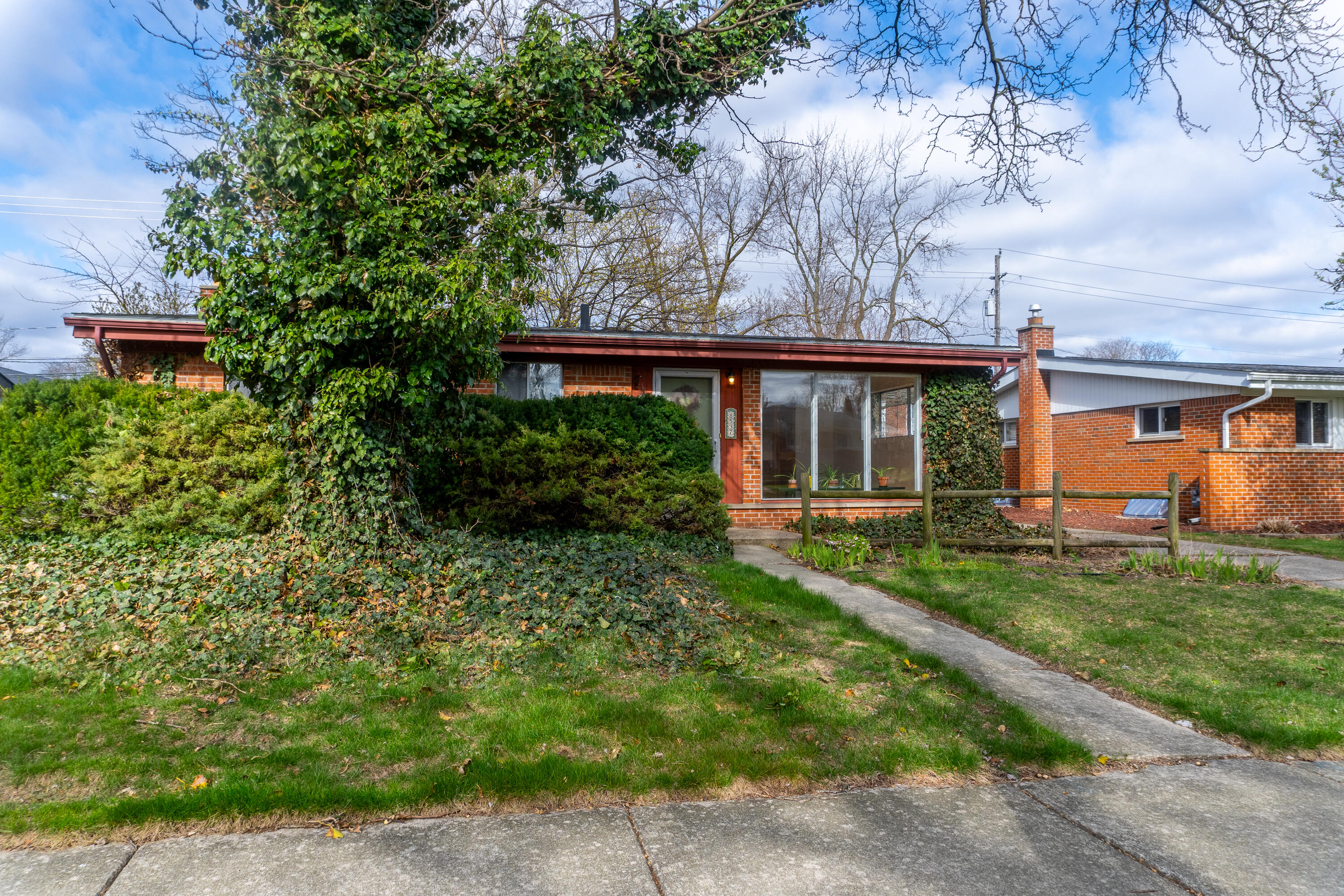 8537 Mercedes Property Photo 42