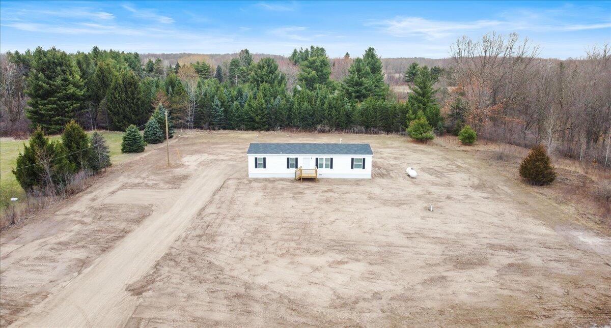 20389 Freedom Drive Property Photo