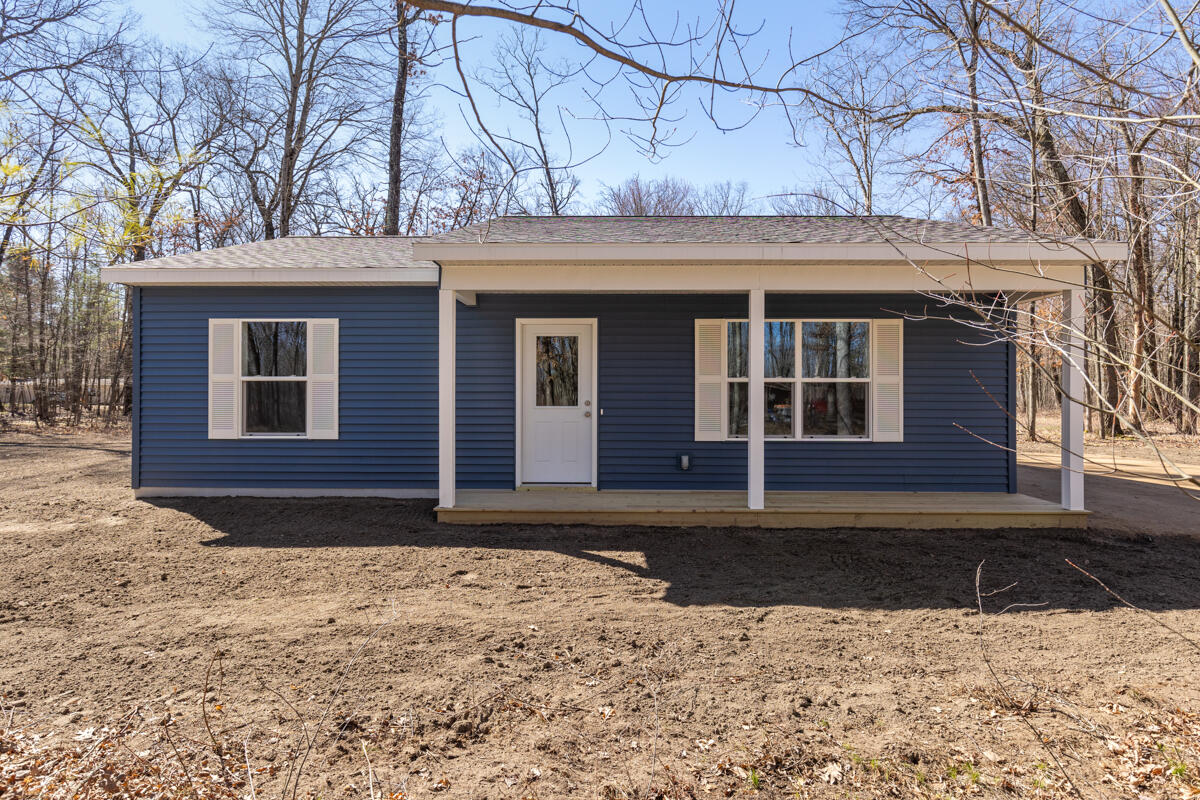 8992 Mackinaw Trail Property Photo
