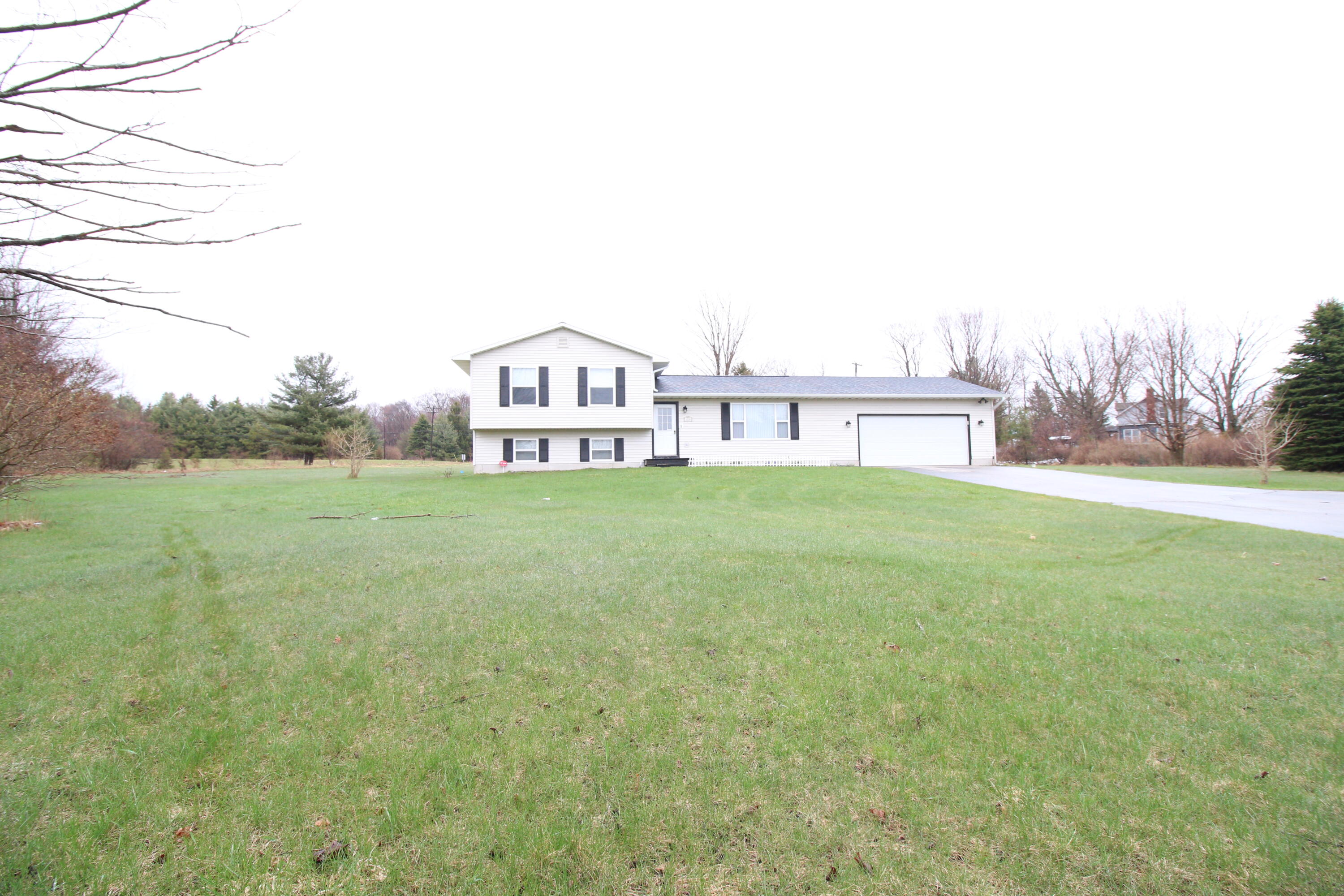 1154 Martin Drive Property Photo