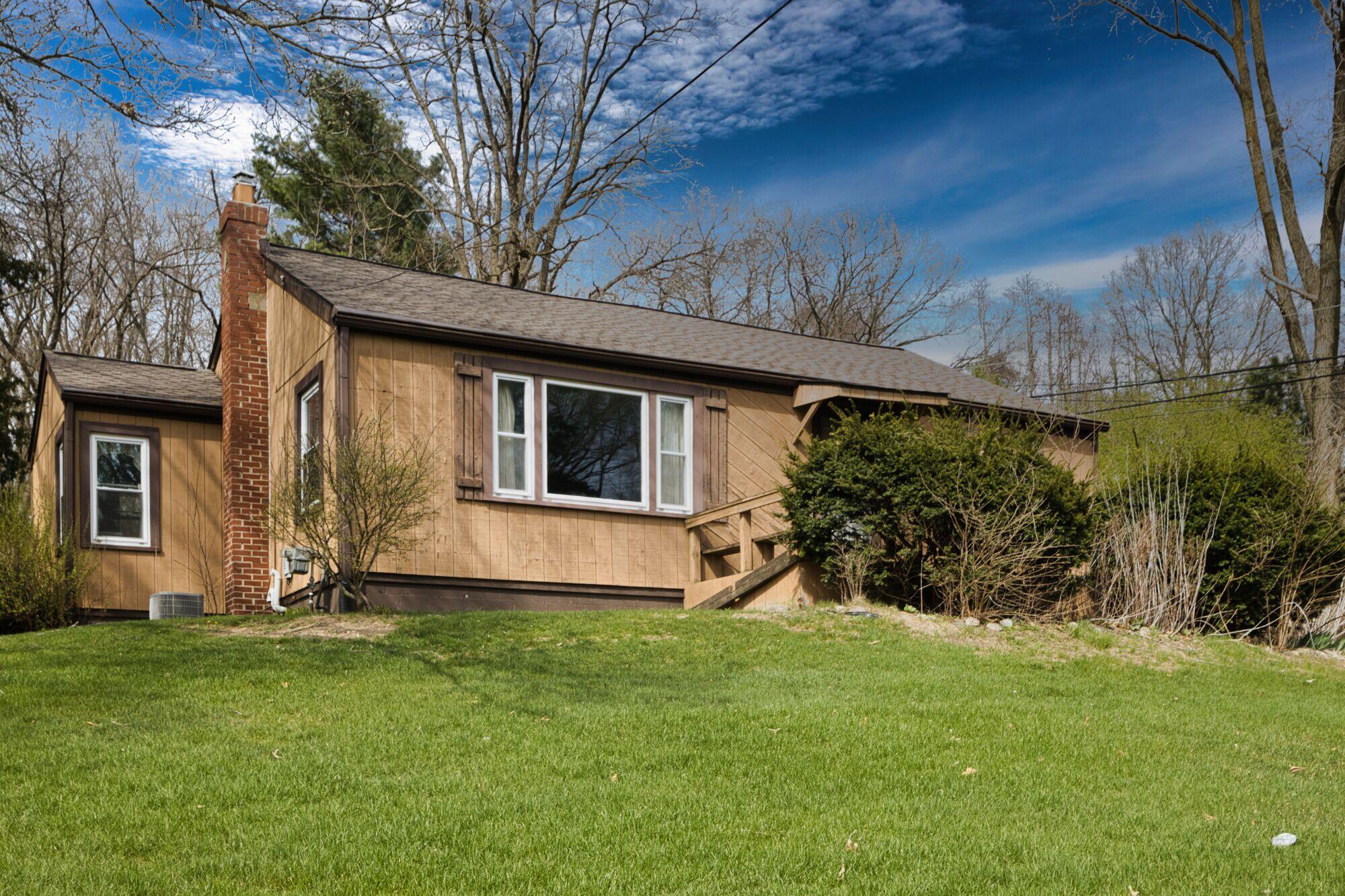 739 Nelson Street Property Photo