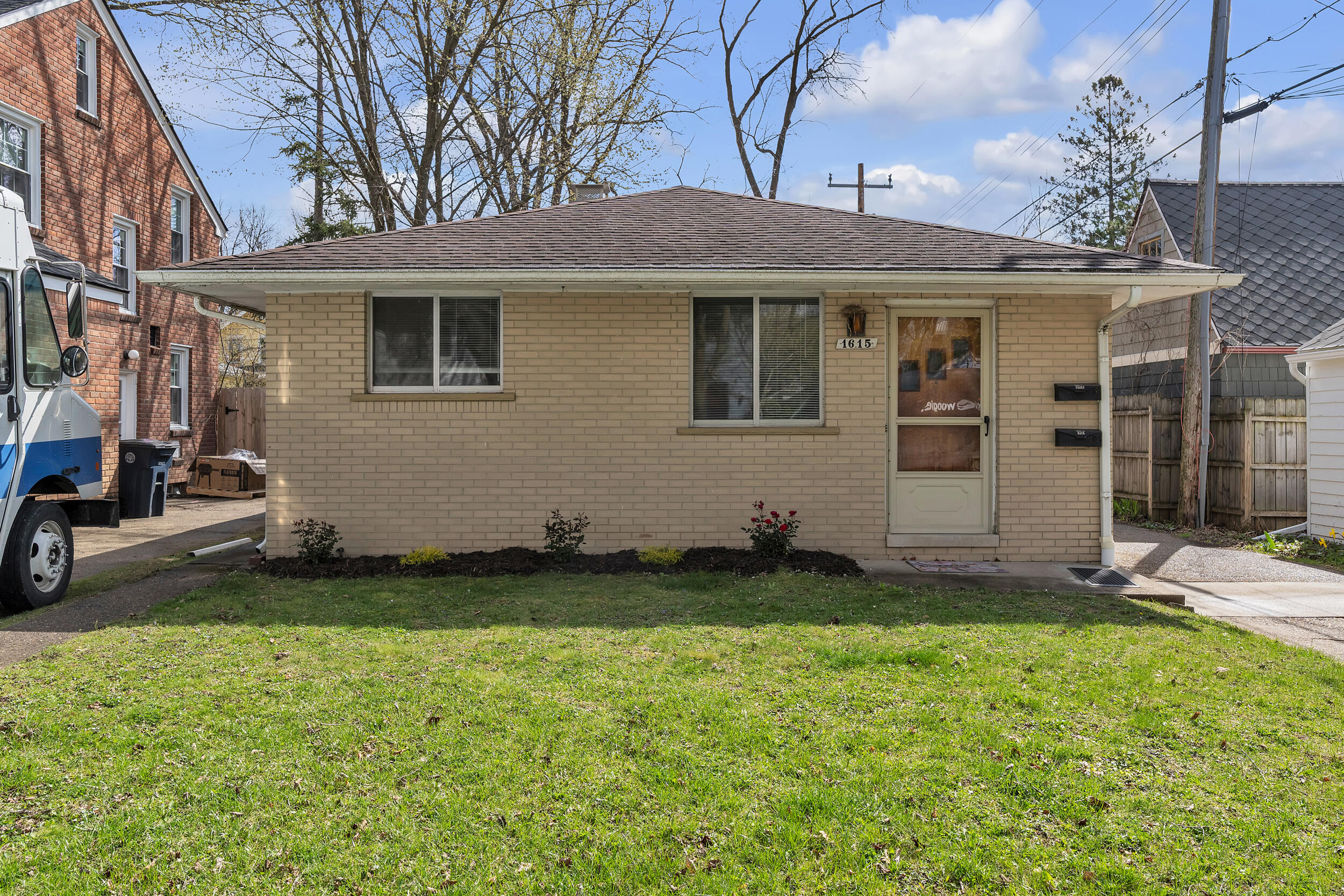 Burns Park Real Estate Listings Main Image