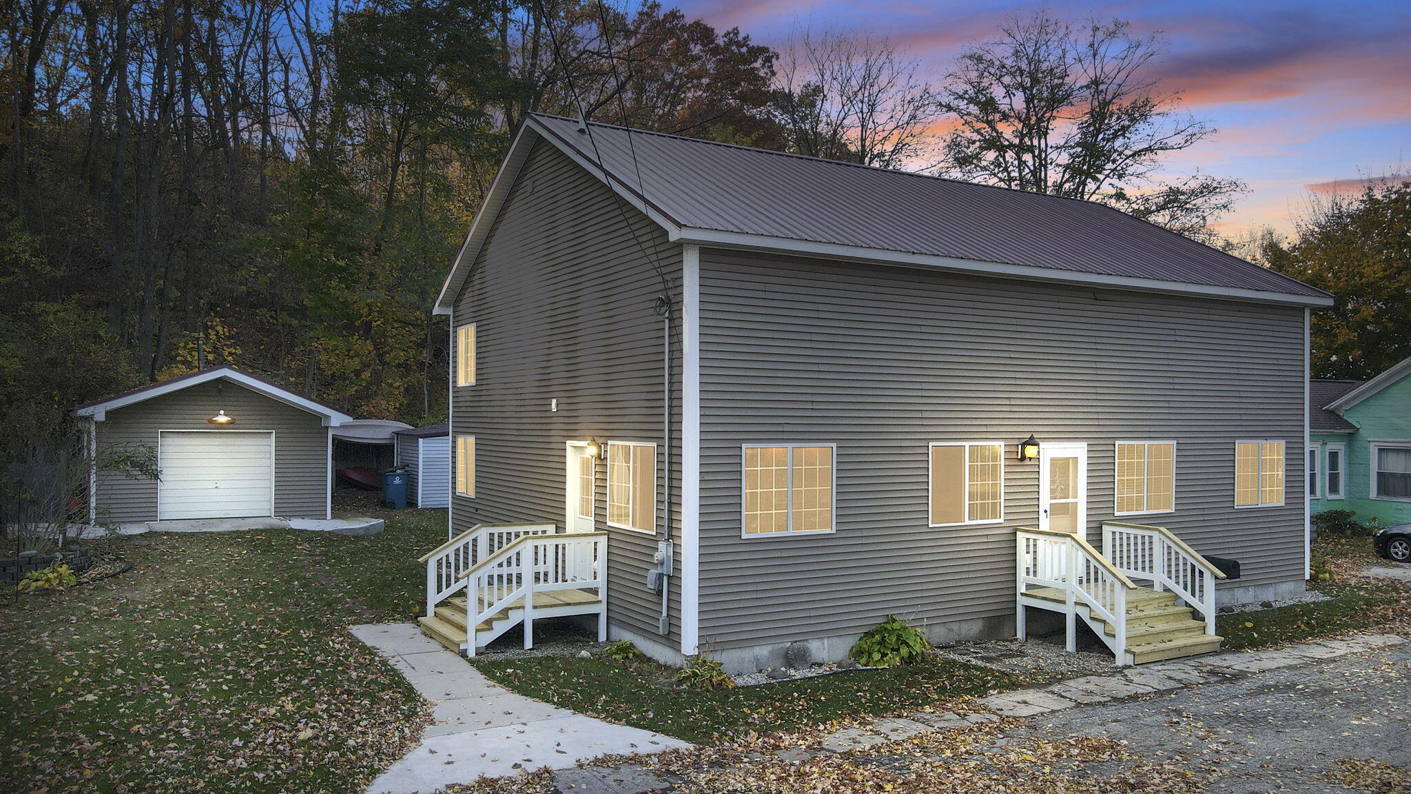 537 Mee Street Property Photo