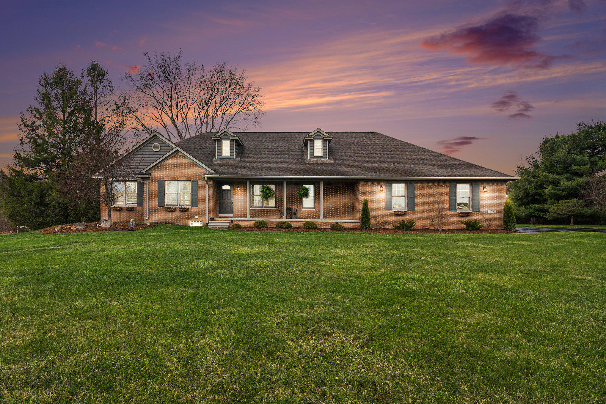 19732 Deerfield Court Property Photo
