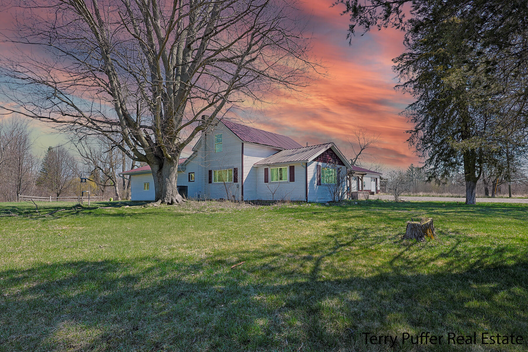 18990 W Kimball Road Property Photo