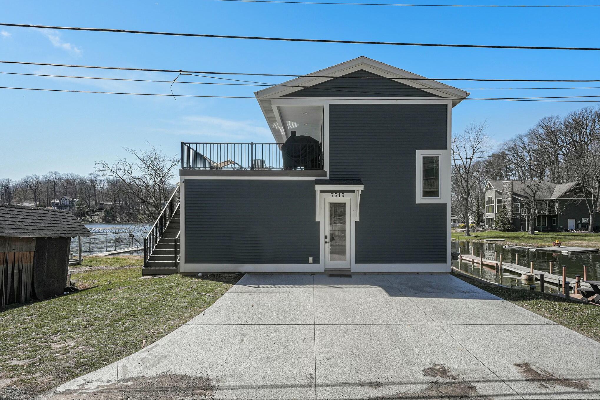 7313 Wimpole Drive Ne Property Photo