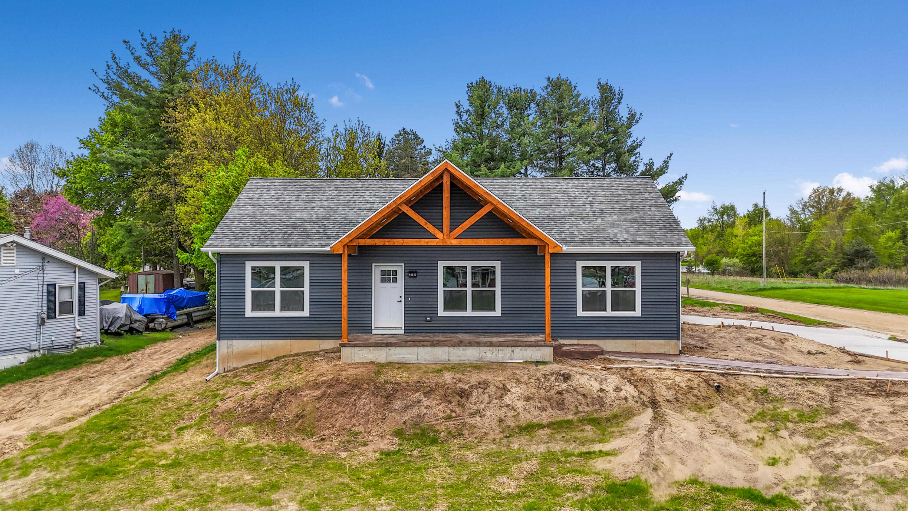 10820 Baker Road Property Photo