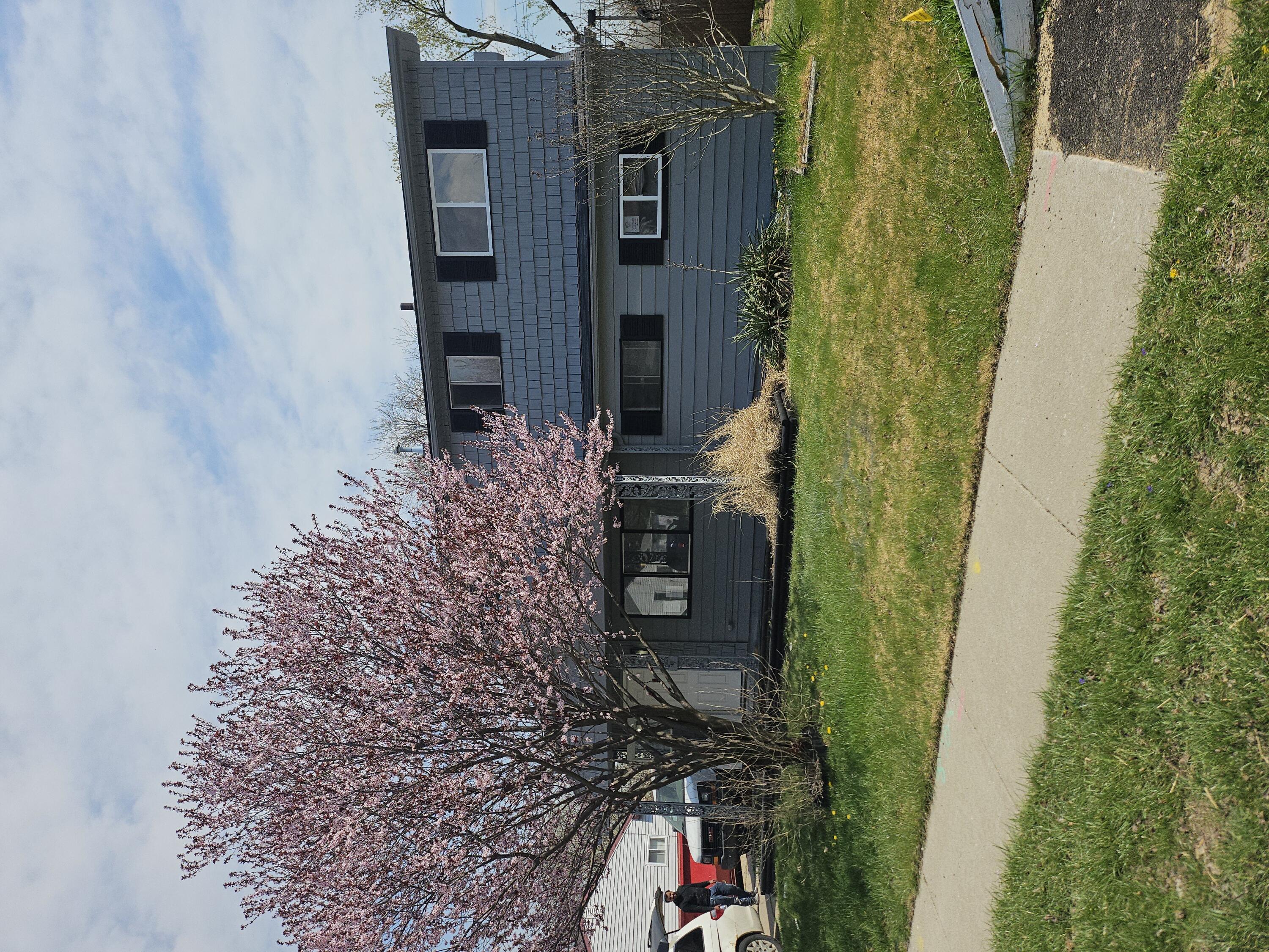 23570 Grabar Square Property Photo