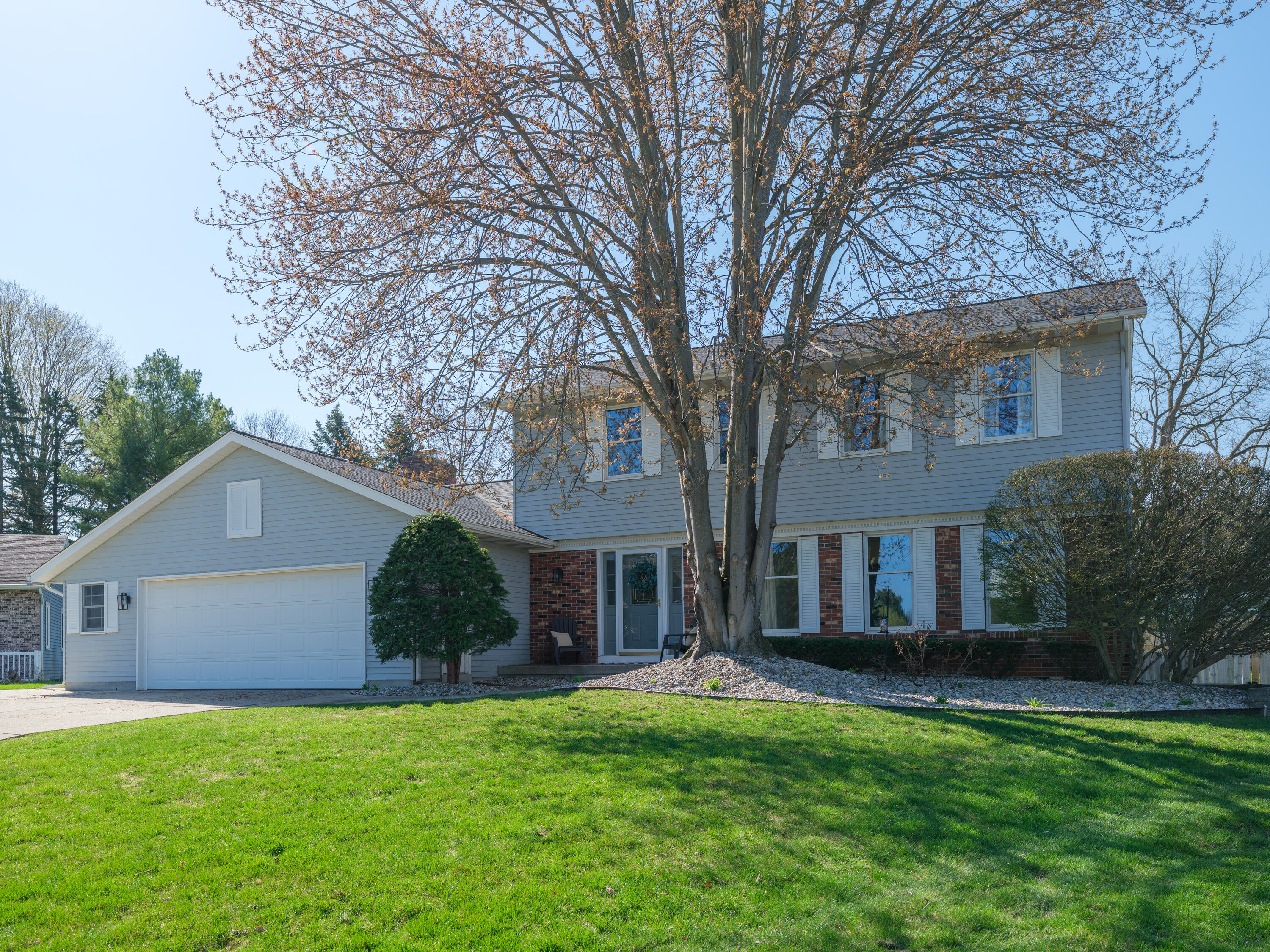 7640 Finch Avenue Property Photo
